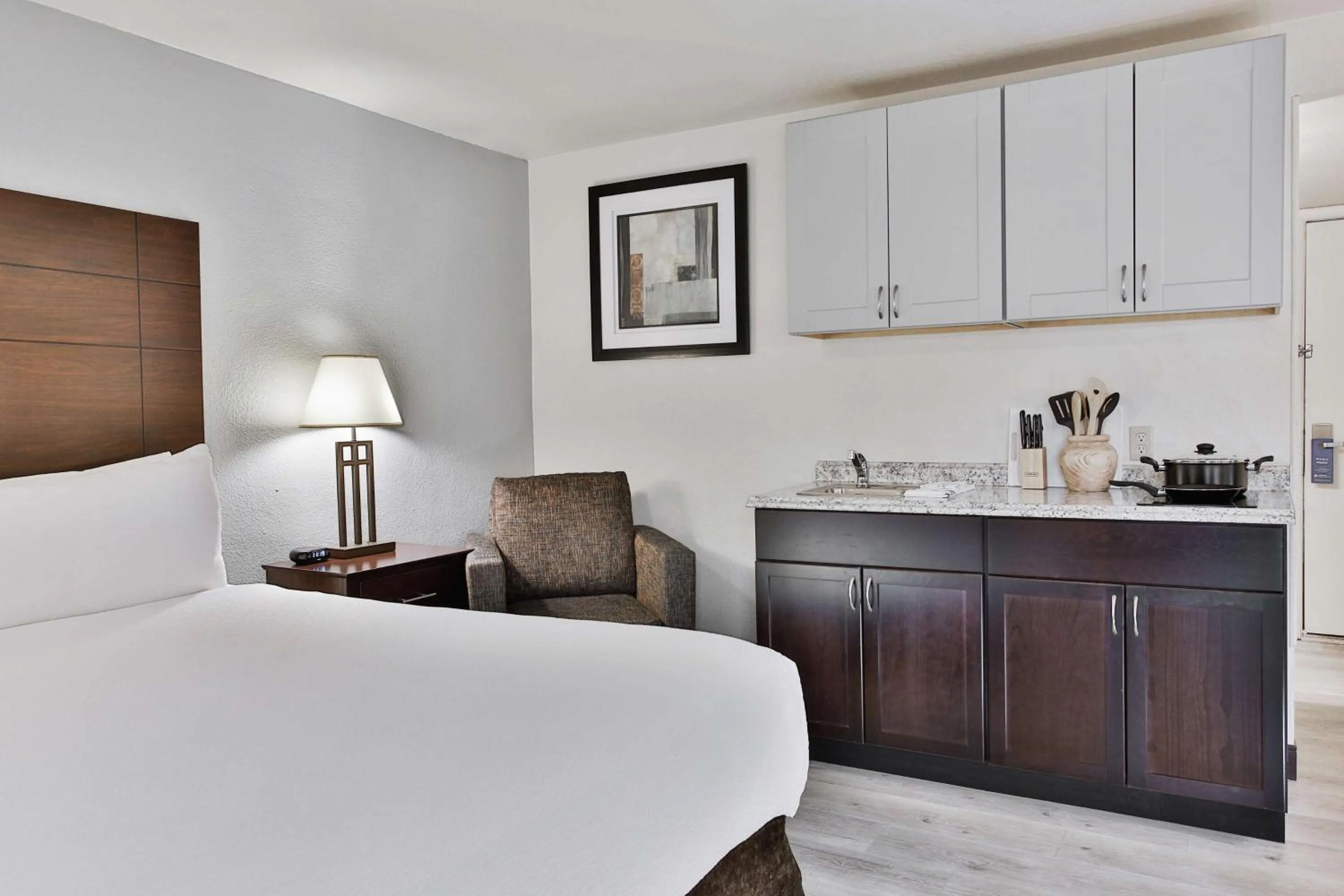 Bedroom, Bed in Best Western Prescottonian