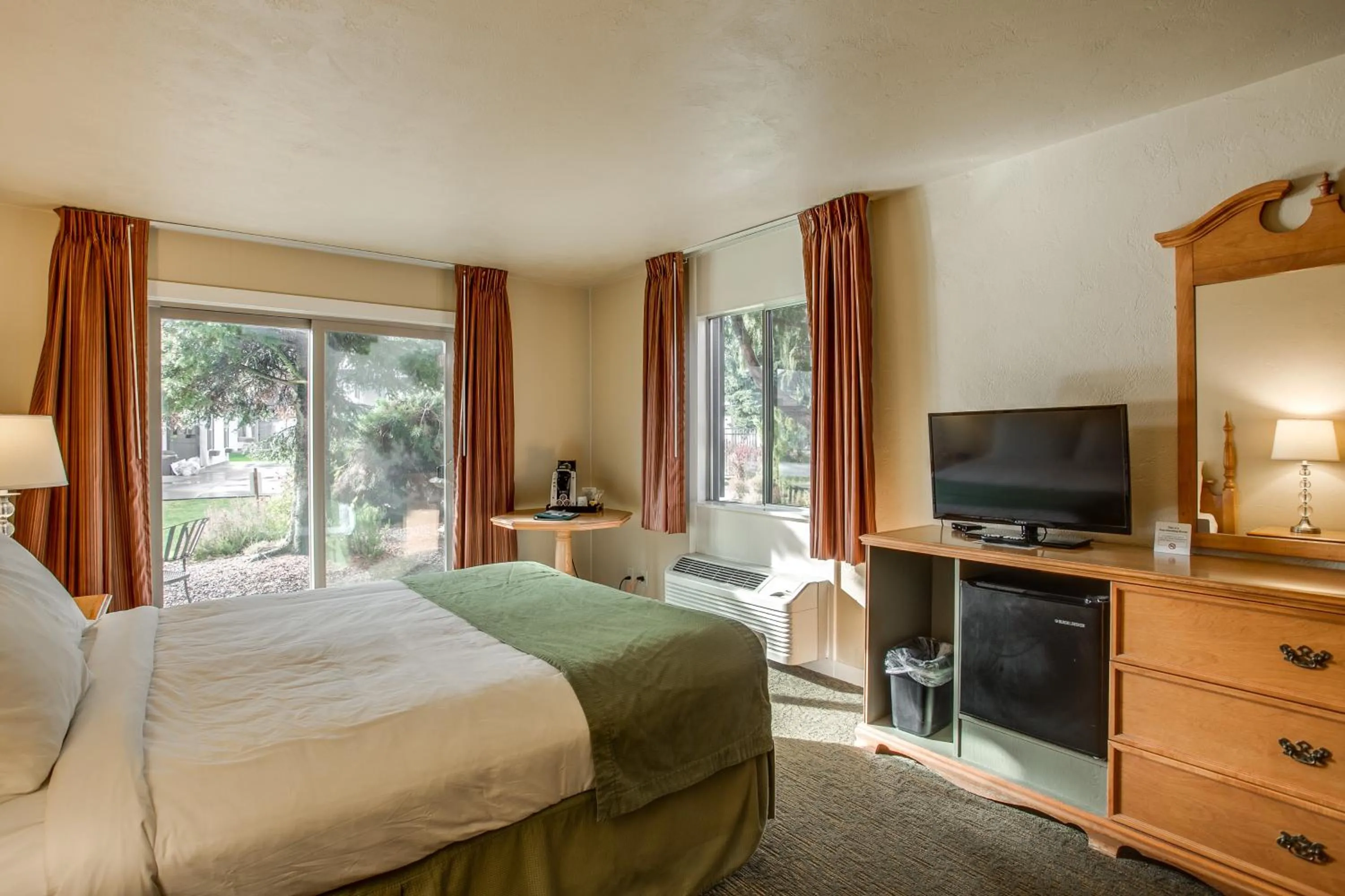 Bed in Der Ritterhof Inn