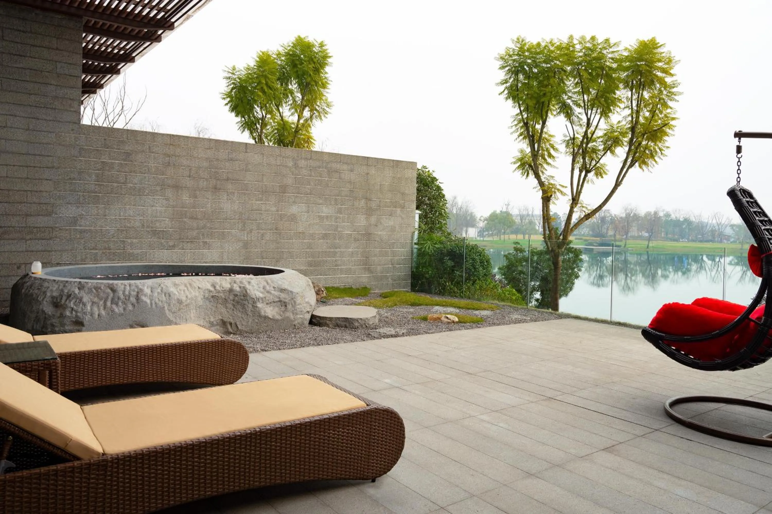 Photo of the whole room in Le Meridien Emei Mountain Resort