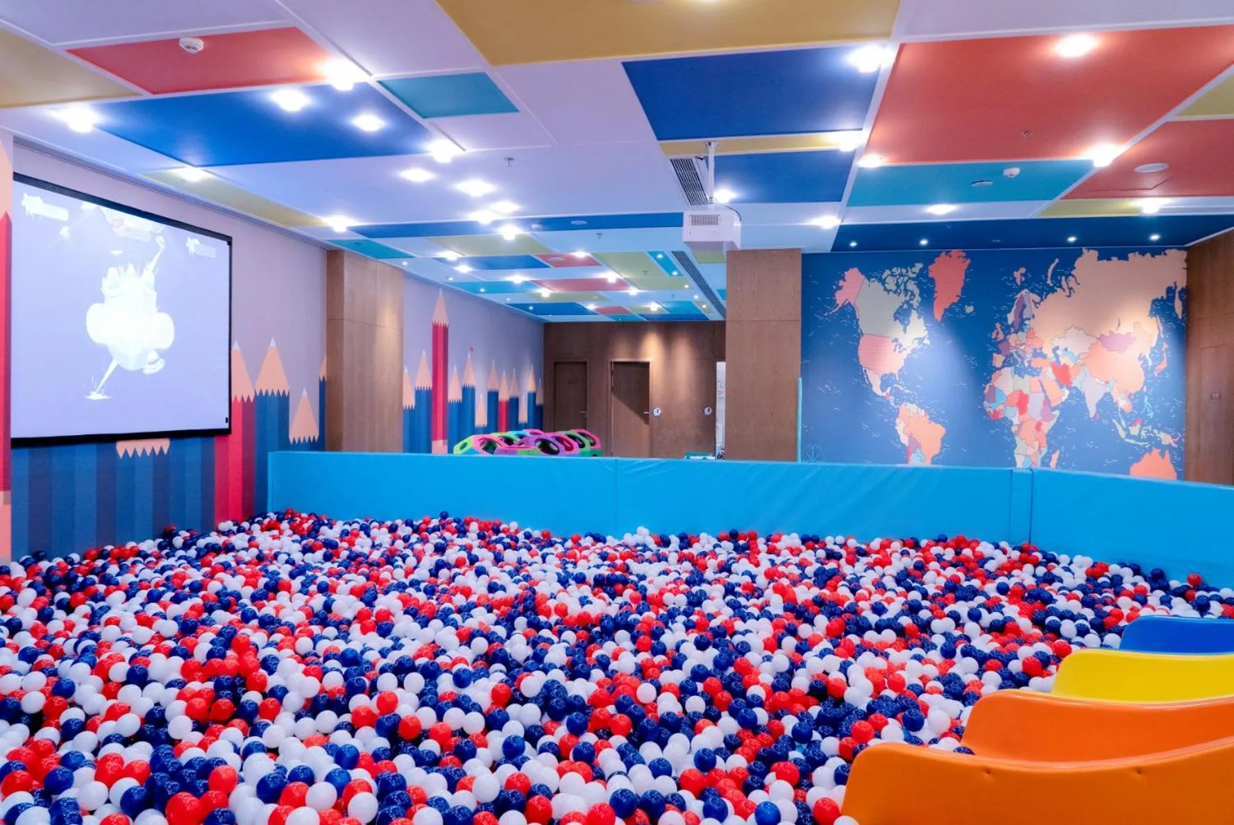 Children play ground in Le Meridien Emei Mountain Resort