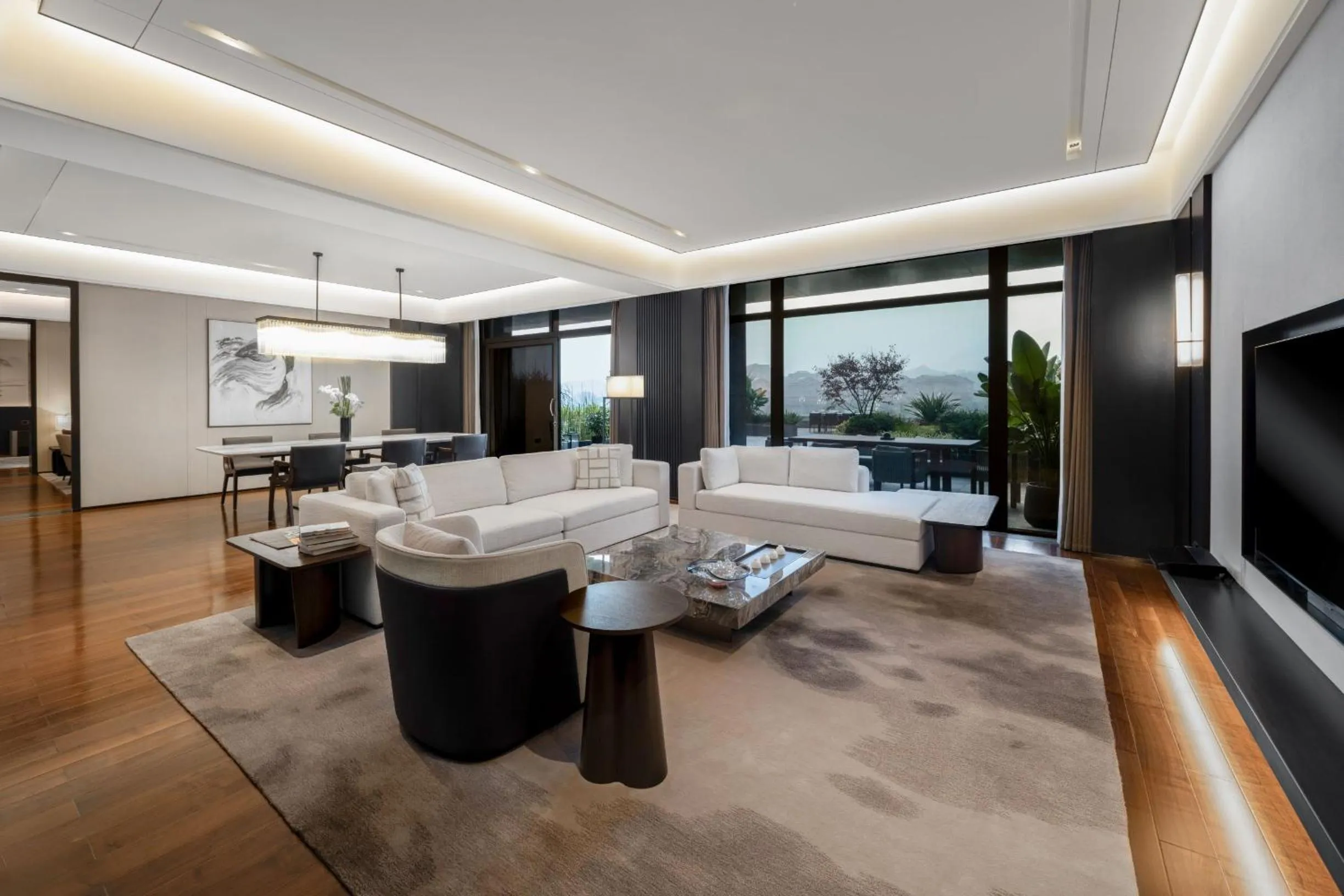 Living room in Le Meridien Emei Mountain Resort