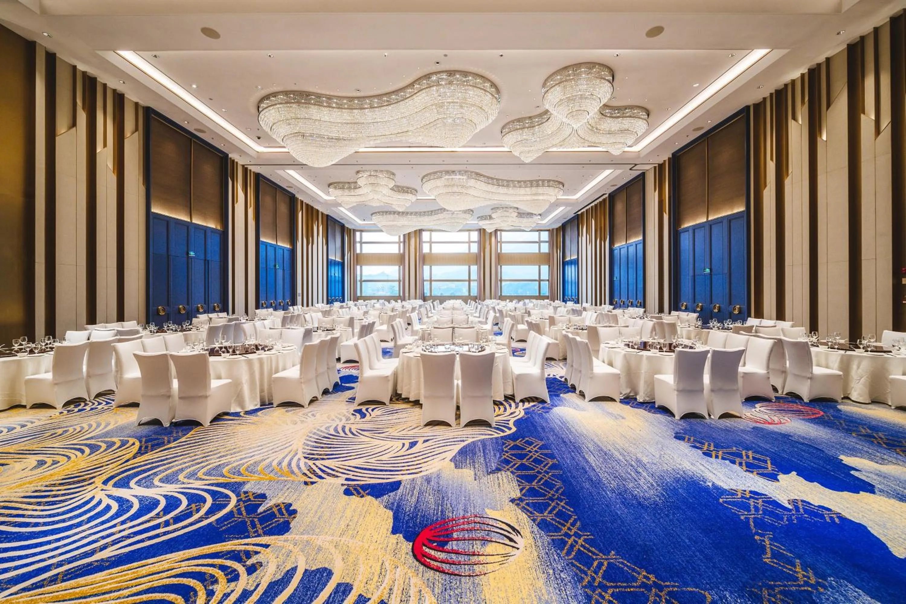 Meeting/conference room in Le Meridien Emei Mountain Resort