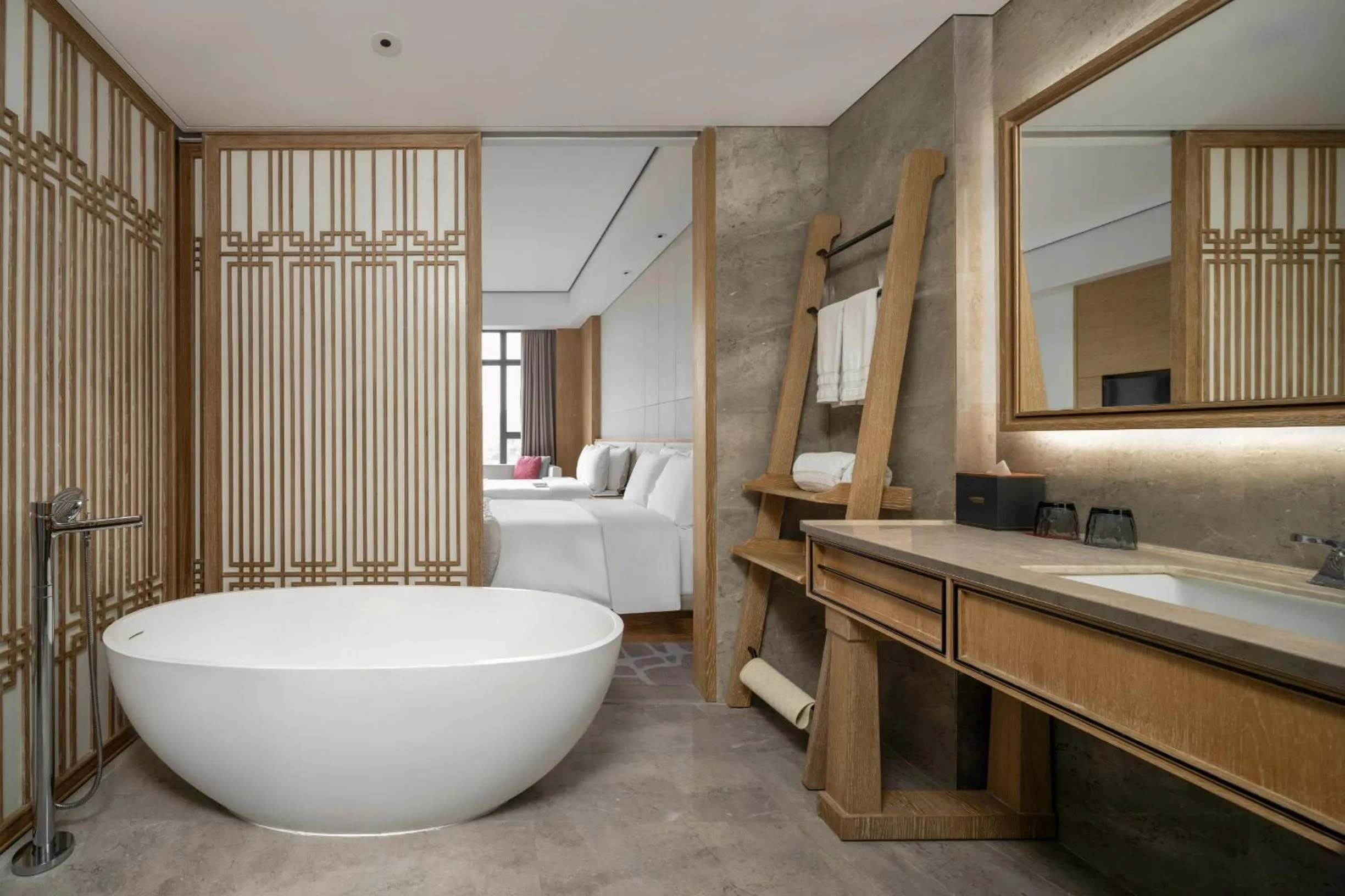 Toilet in Le Meridien Emei Mountain Resort