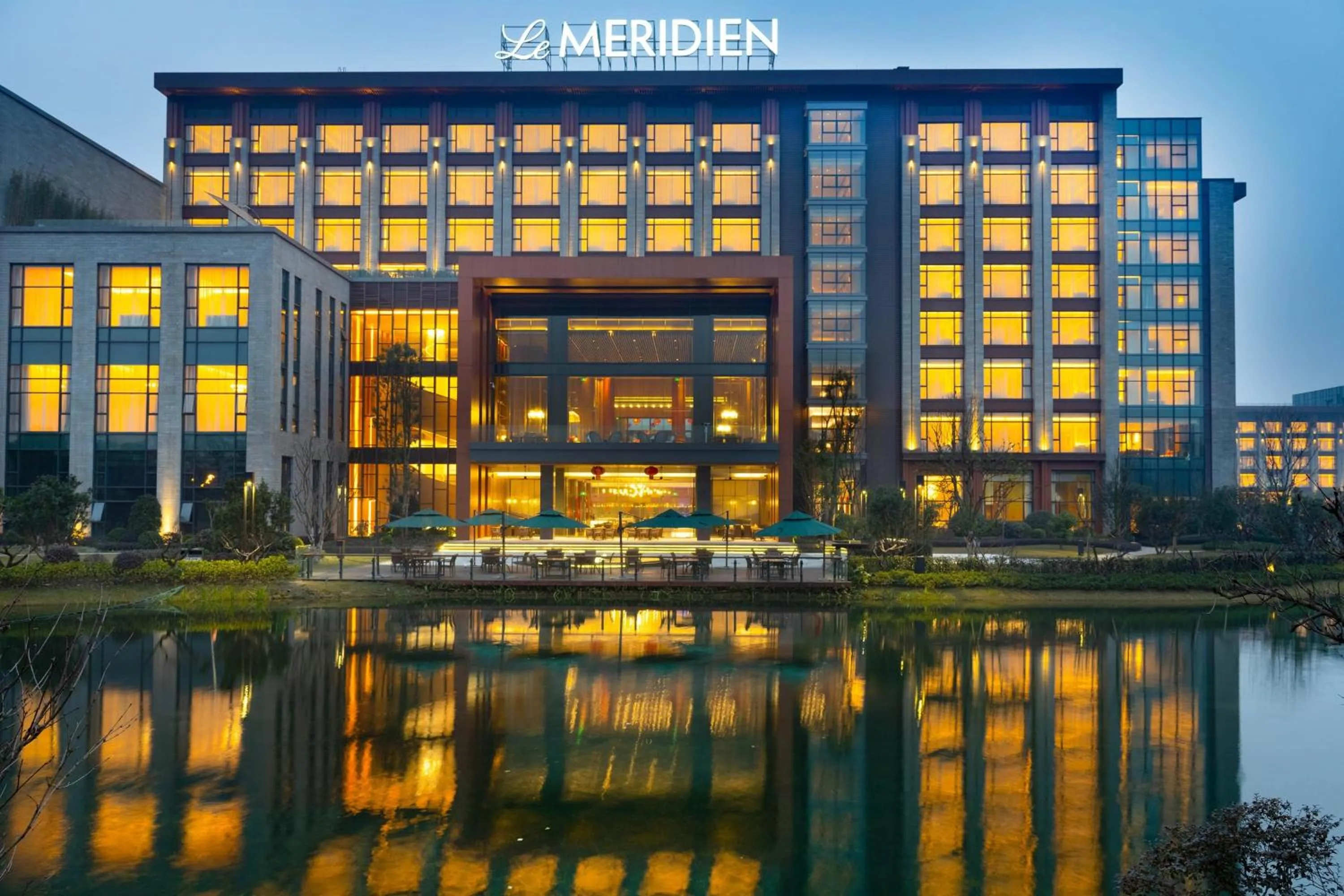 Property building in Le Meridien Emei Mountain Resort