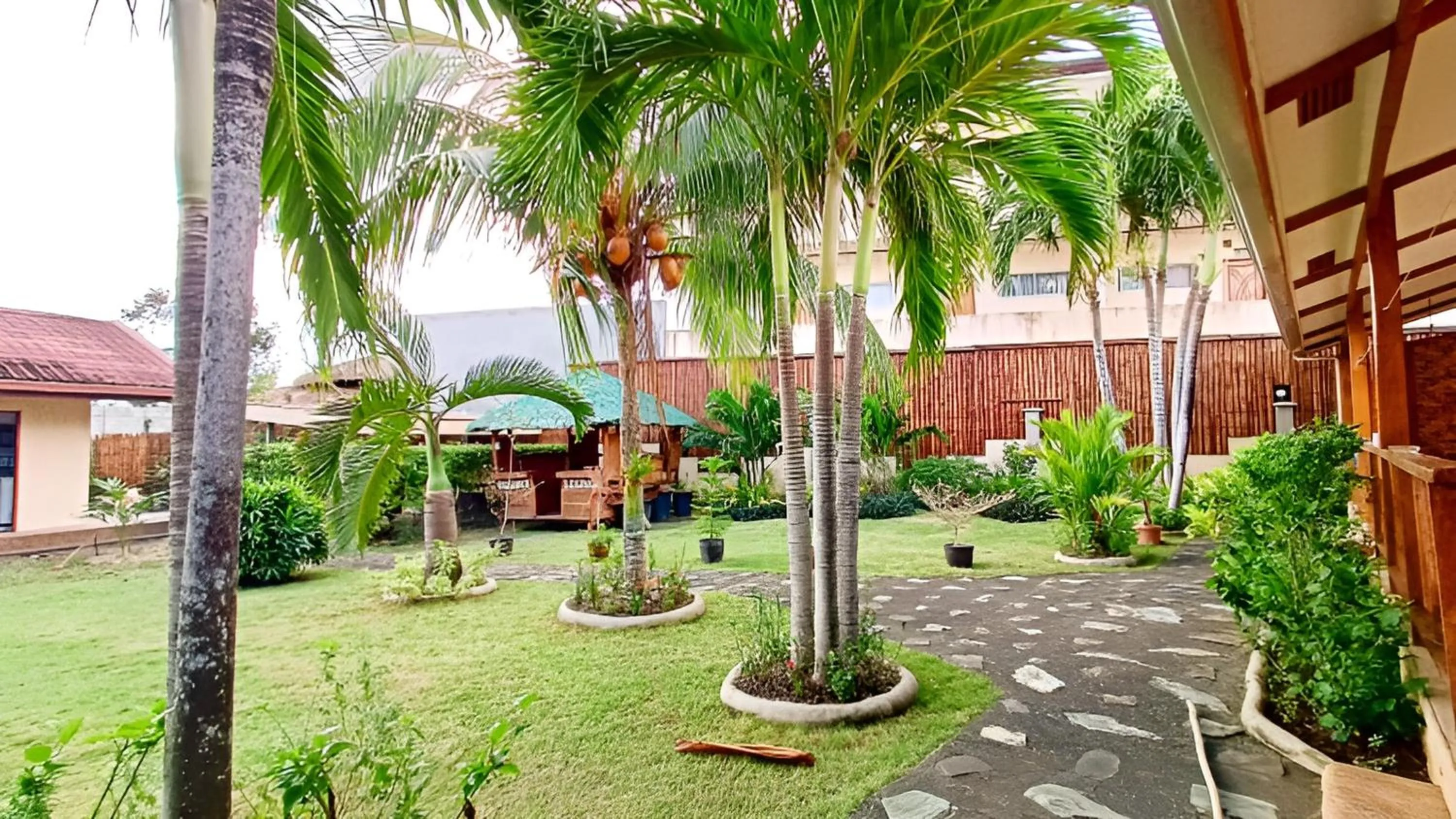 Garden in Alona42 Resort