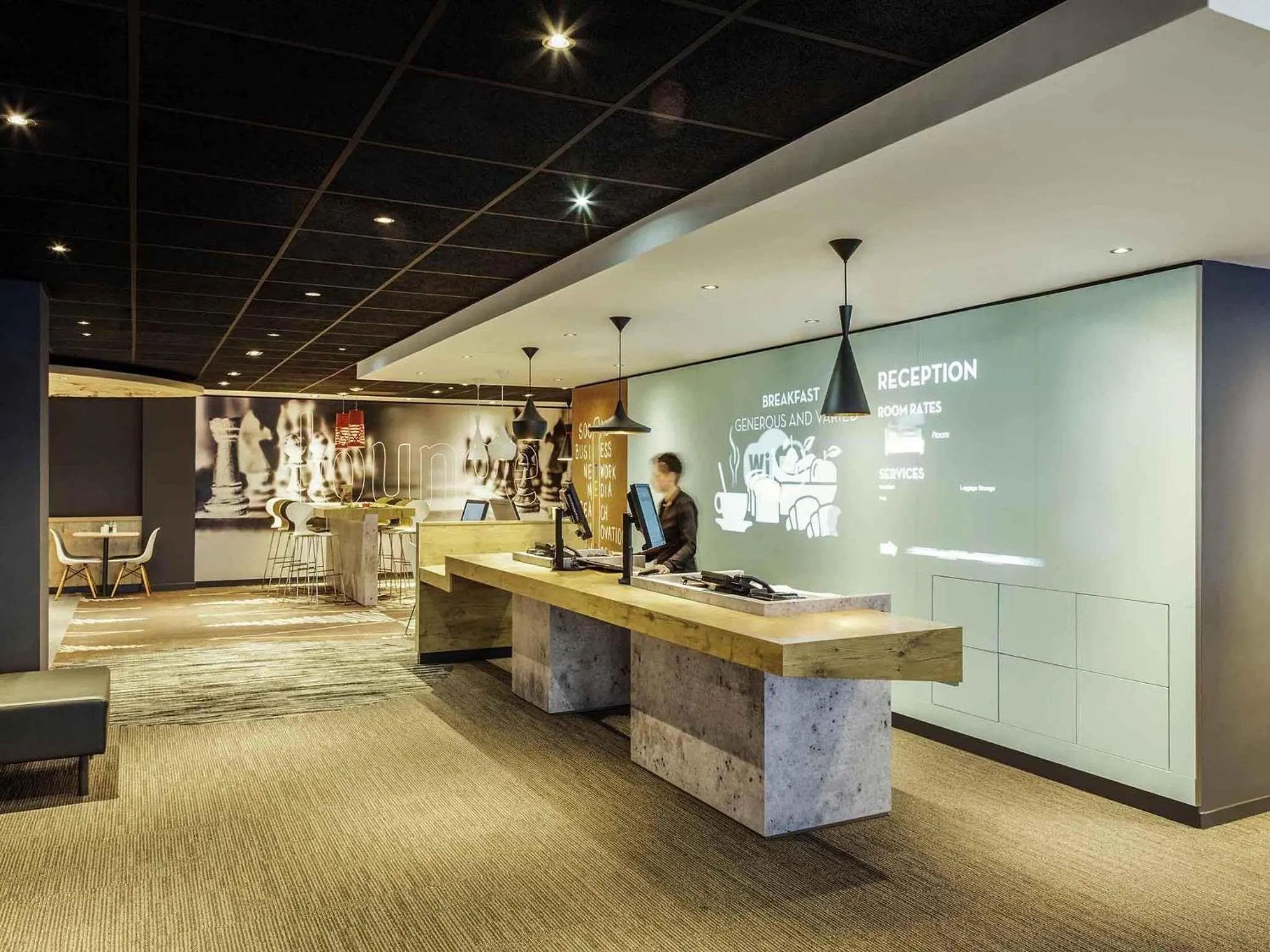 Property building in ibis Edinburgh Centre Royal Mile – Hunter Square