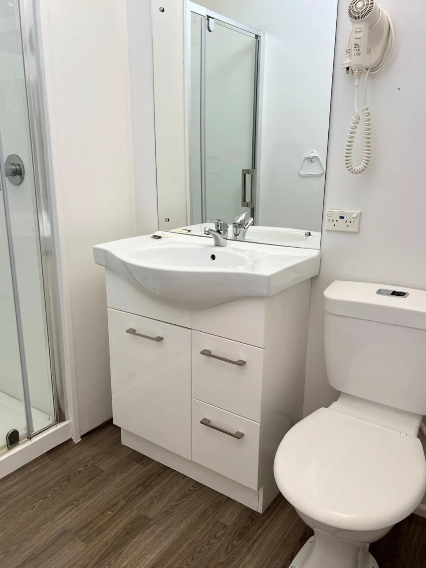 Alpers Lodge & Conference Centre