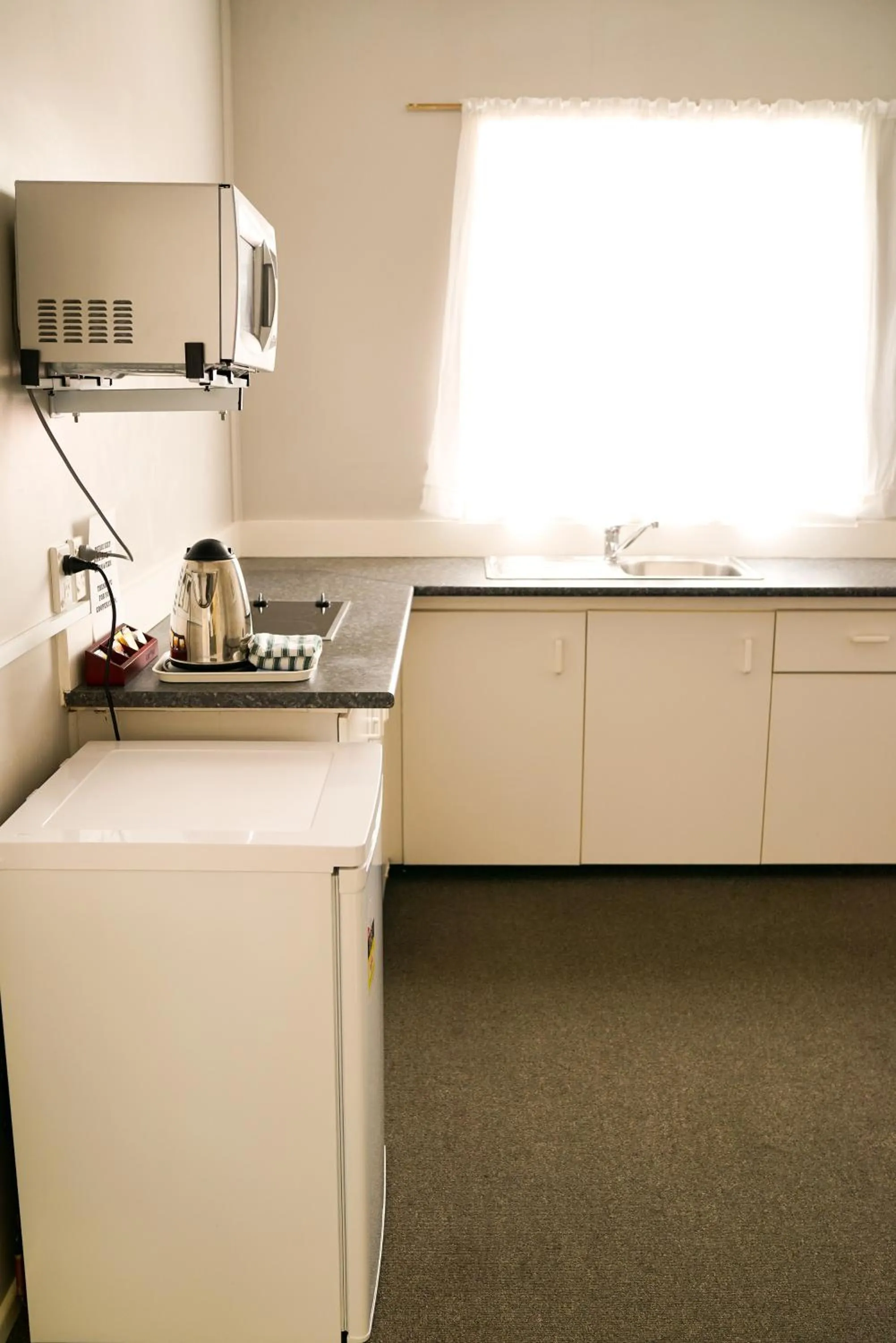 Alpers Lodge & Conference Centre