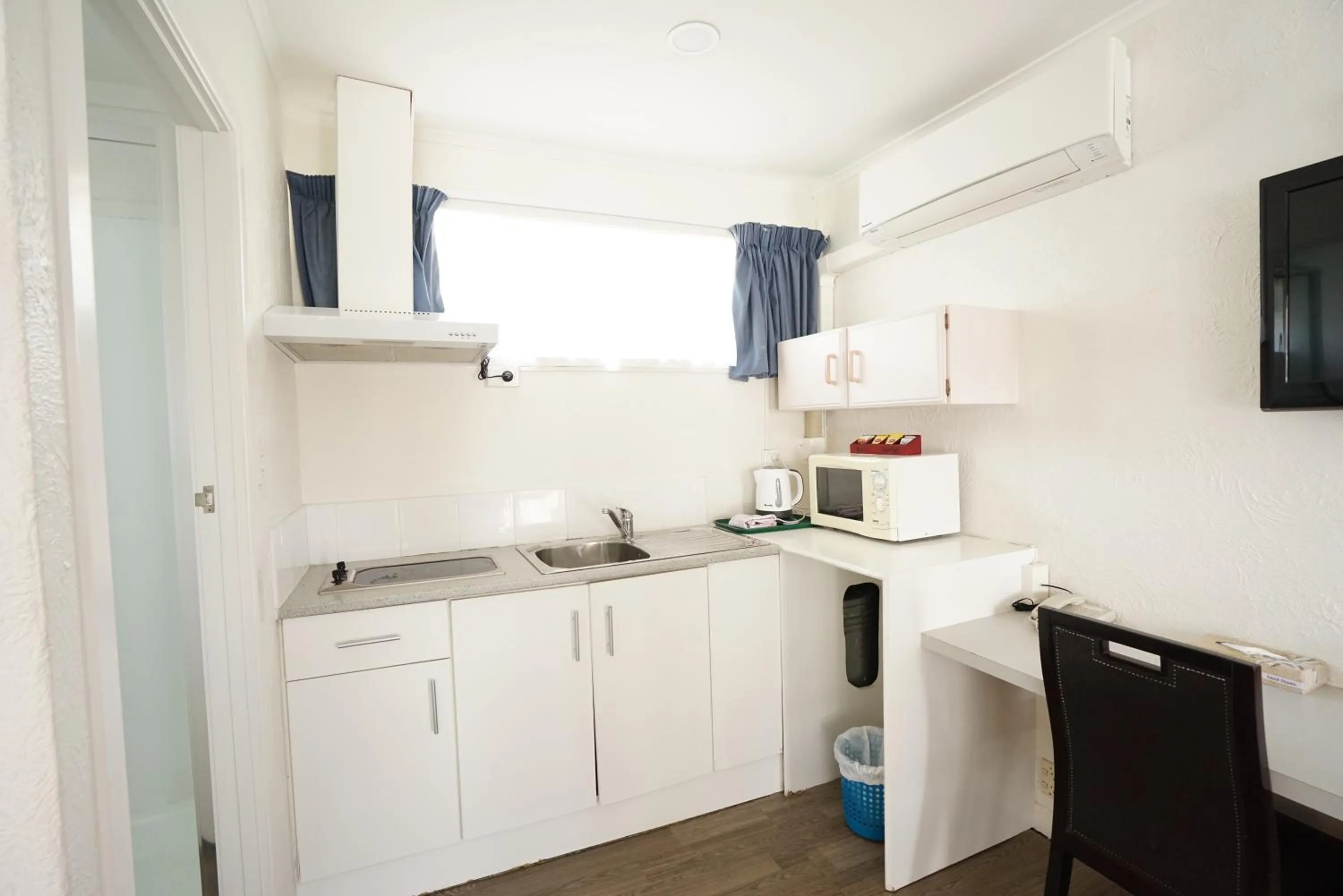 Alpers Lodge & Conference Centre