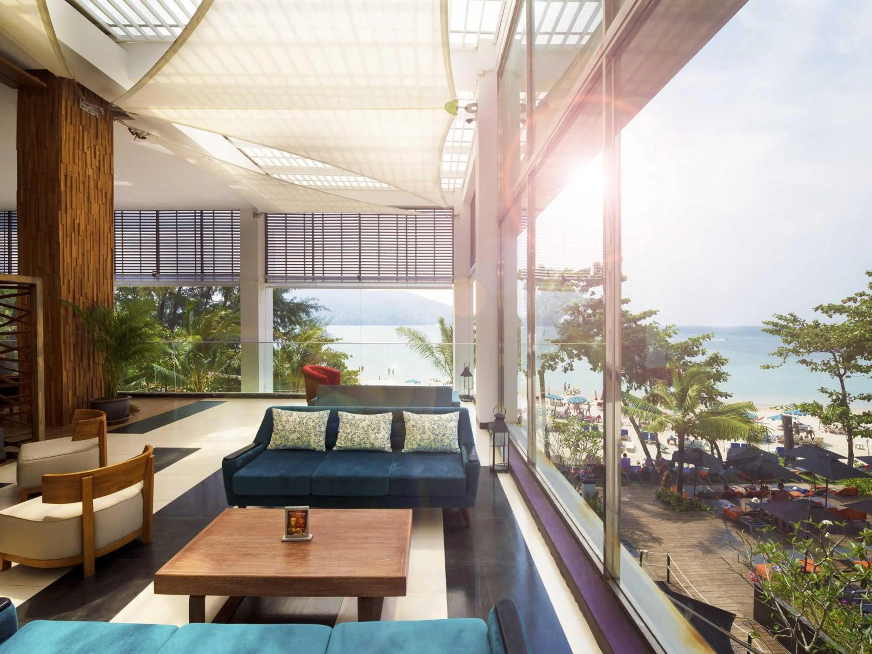 Lounge or bar in Novotel Phuket Kamala Beach