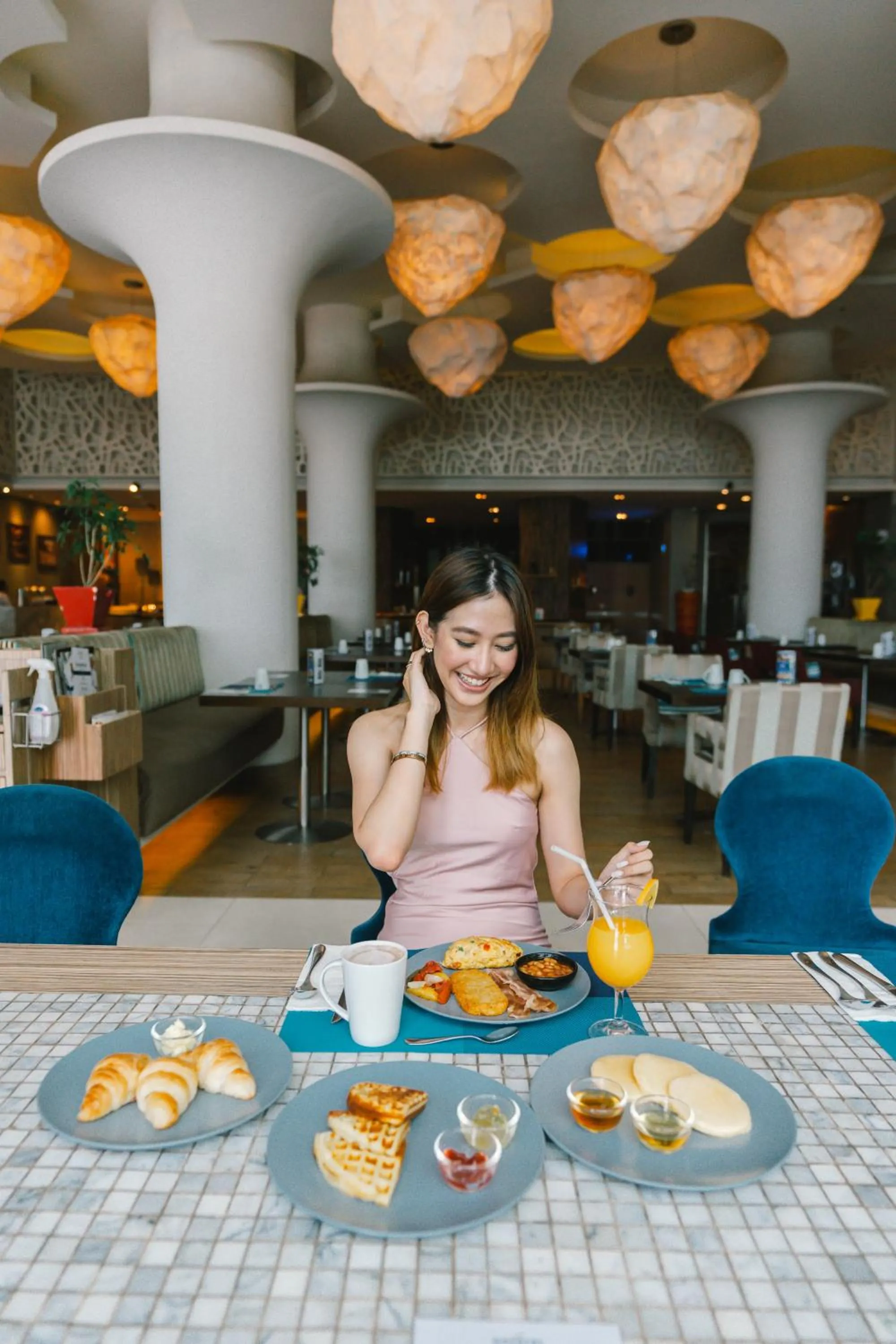 Restaurant/places to eat in Novotel Phuket Kamala Beach