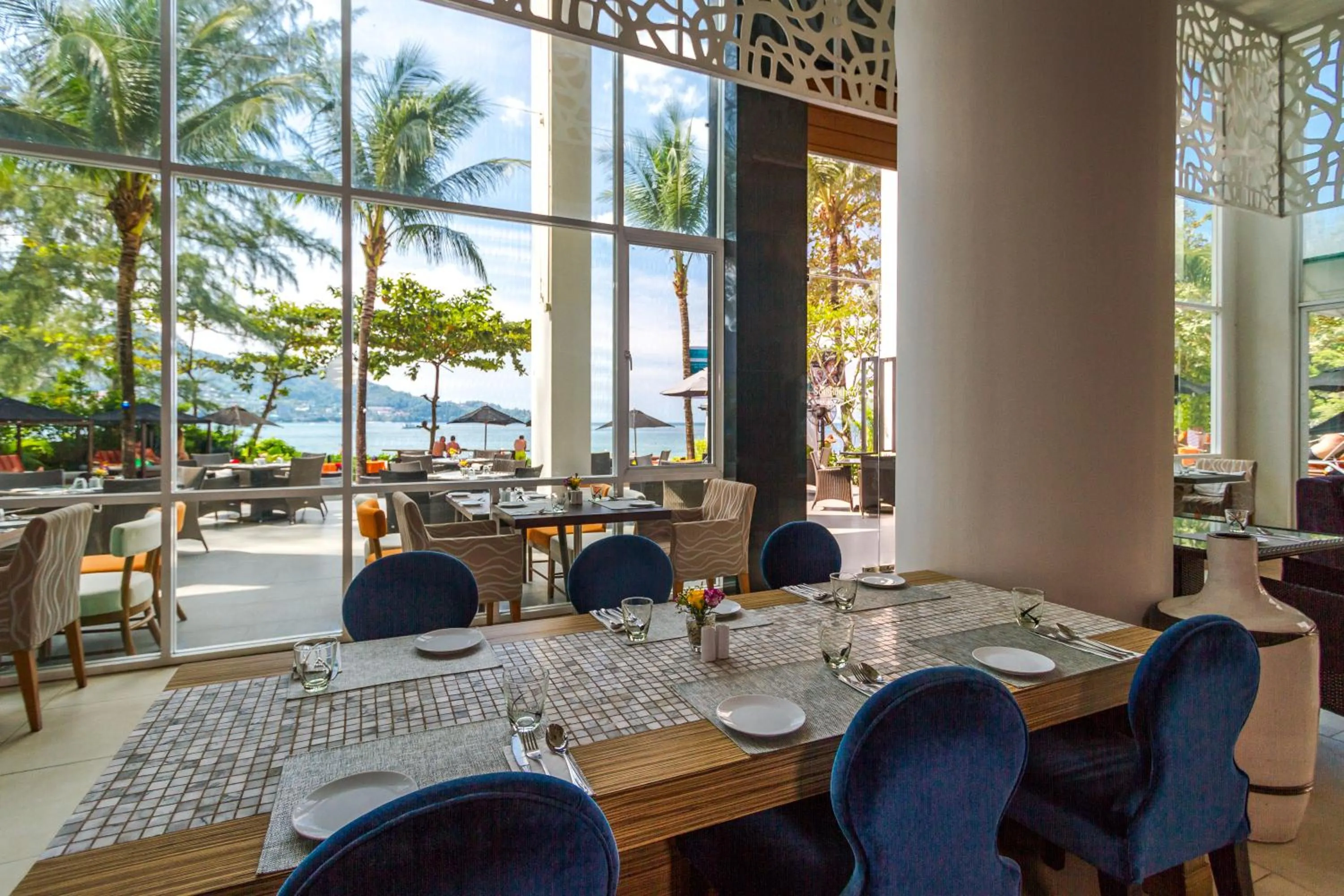 Restaurant/places to eat in Novotel Phuket Kamala Beach