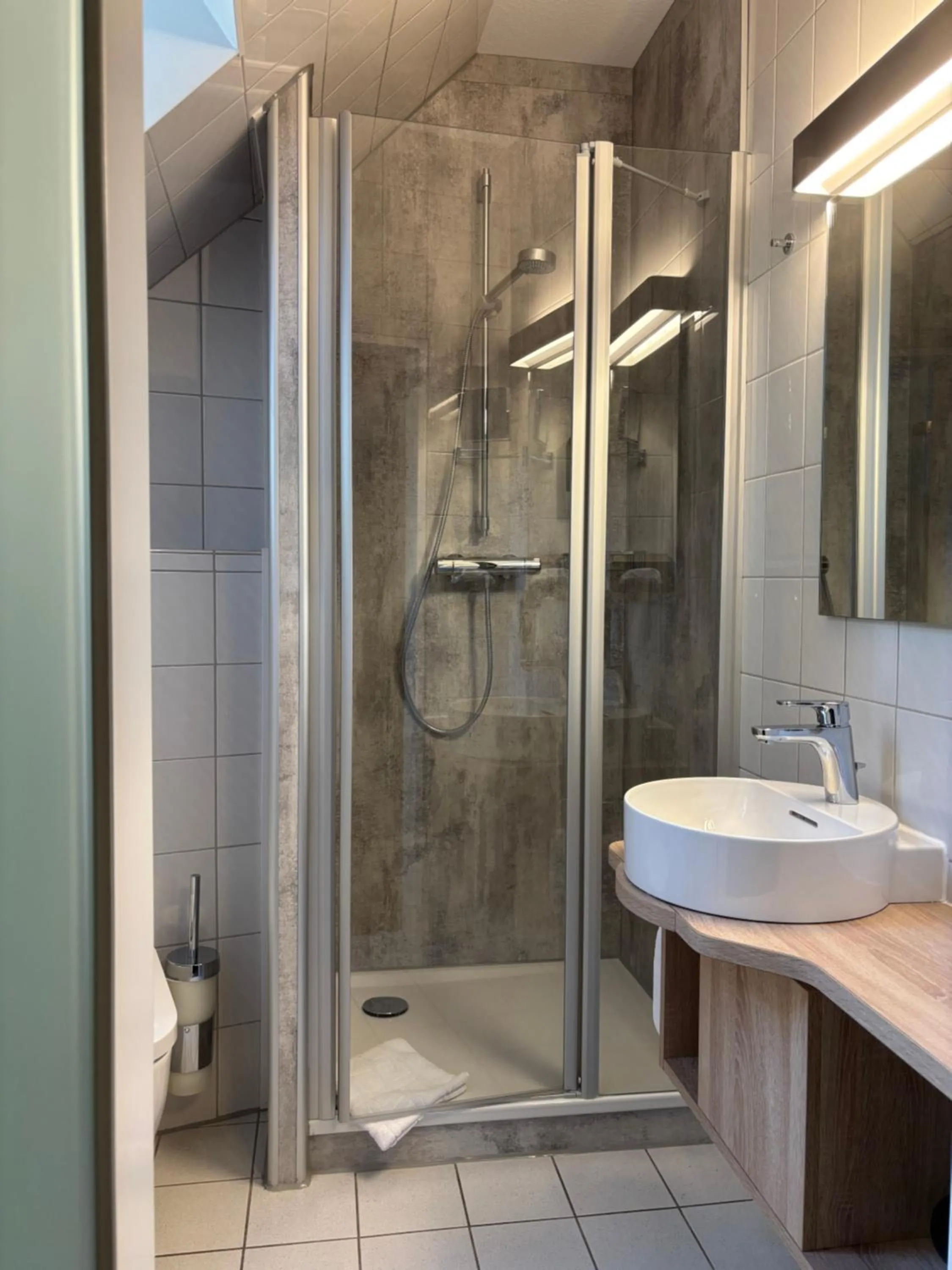 Bathroom in Heitmann`s Gasthof