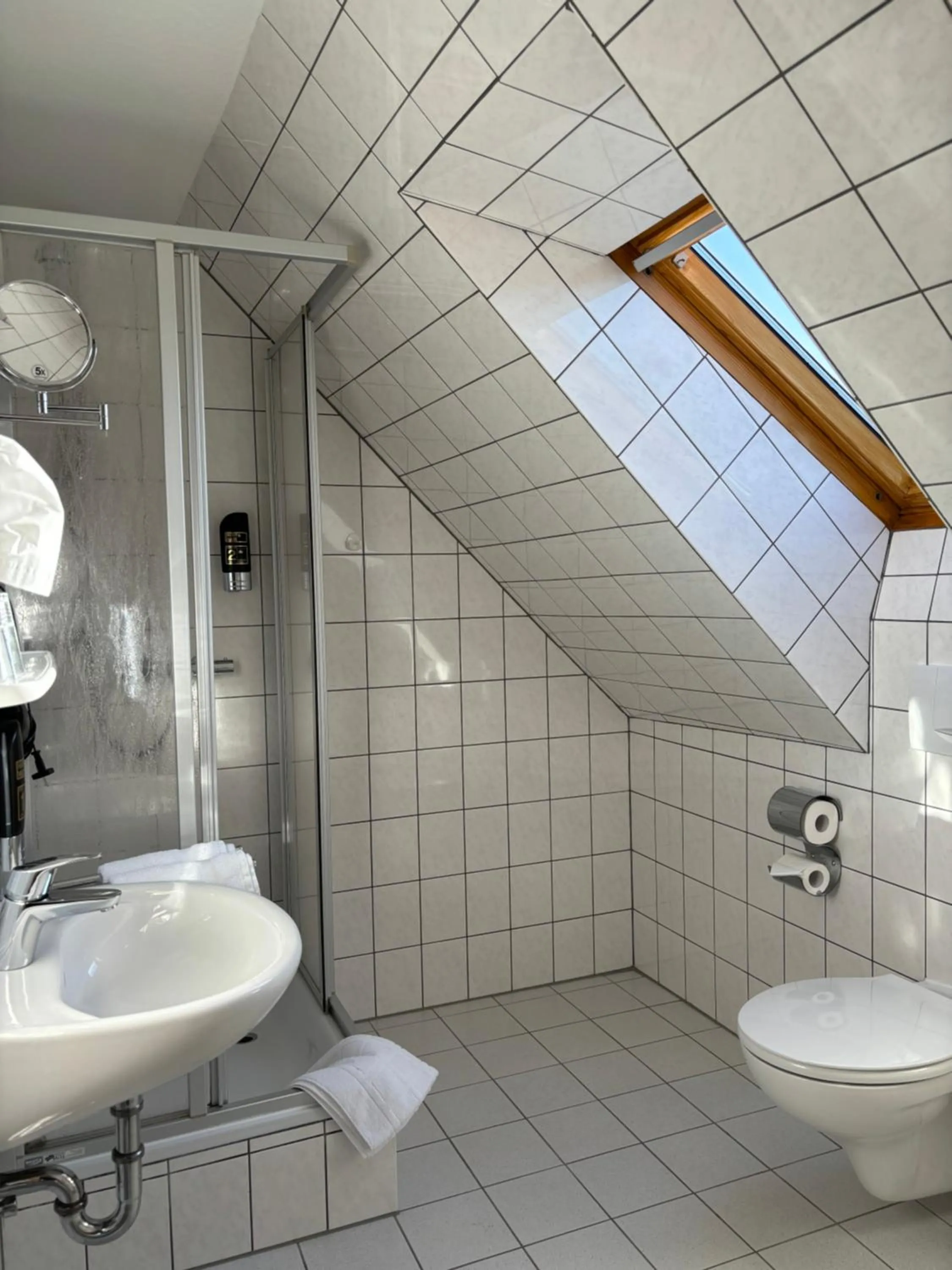 Bathroom in Heitmann`s Gasthof