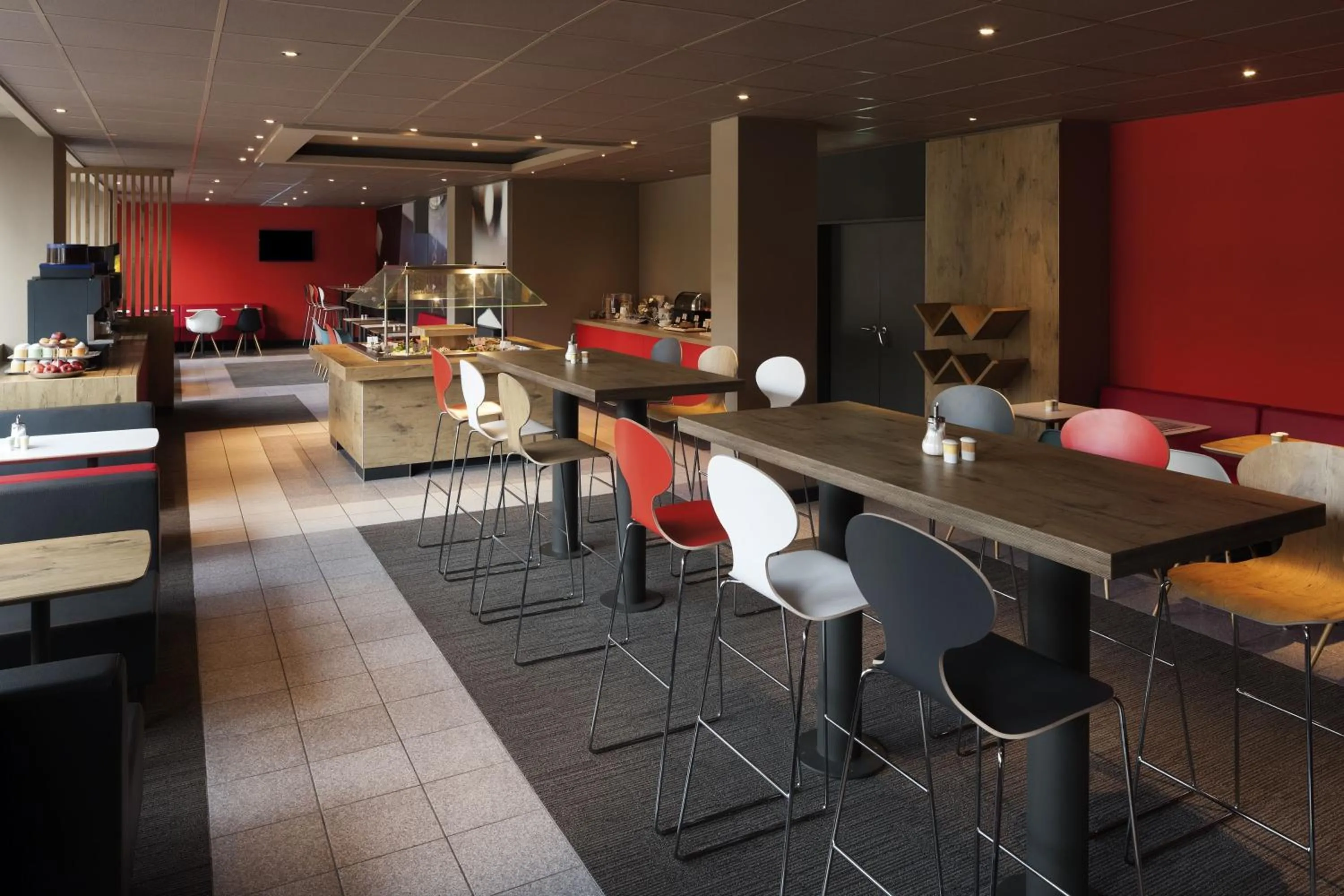 Restaurant/places to eat in ibis Nürnberg Hauptbahnhof