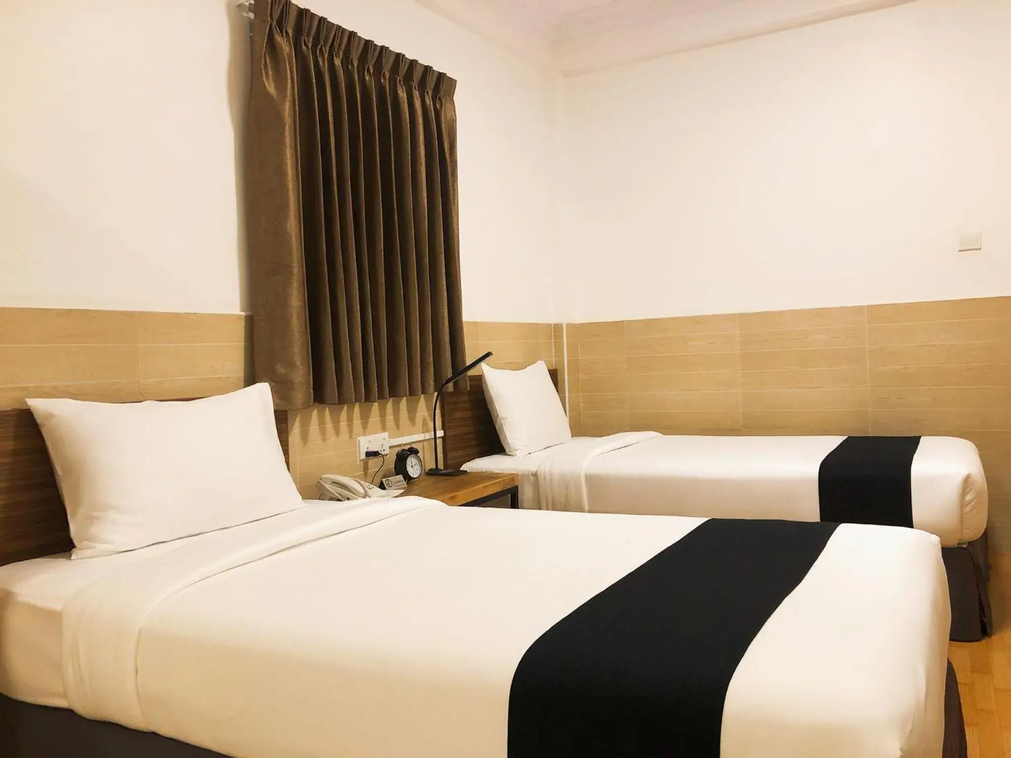 Standard Twin Room in K.C Residence Standard Twin Room in K.C Residence