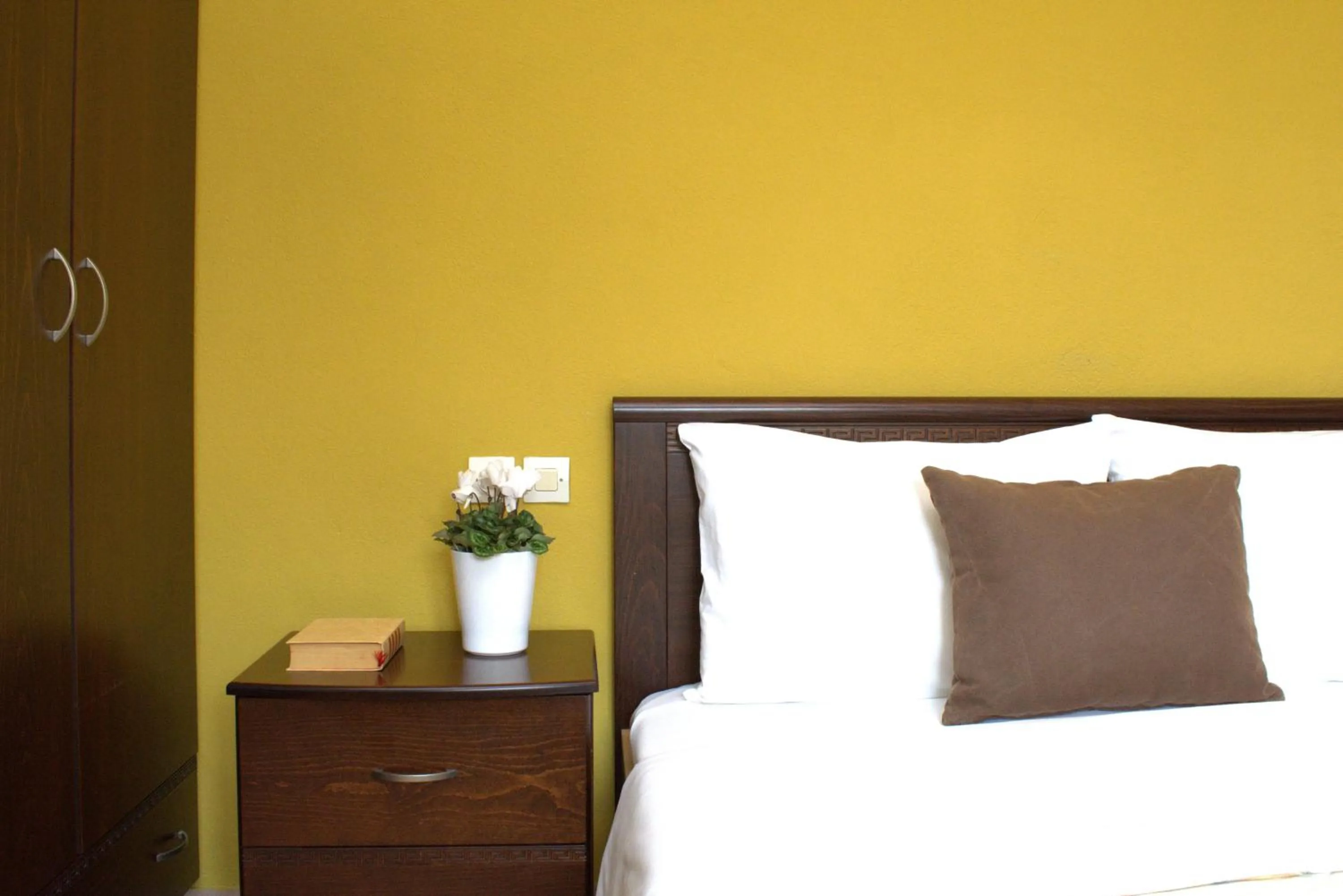 Bed in Palirria Hotel & Studios