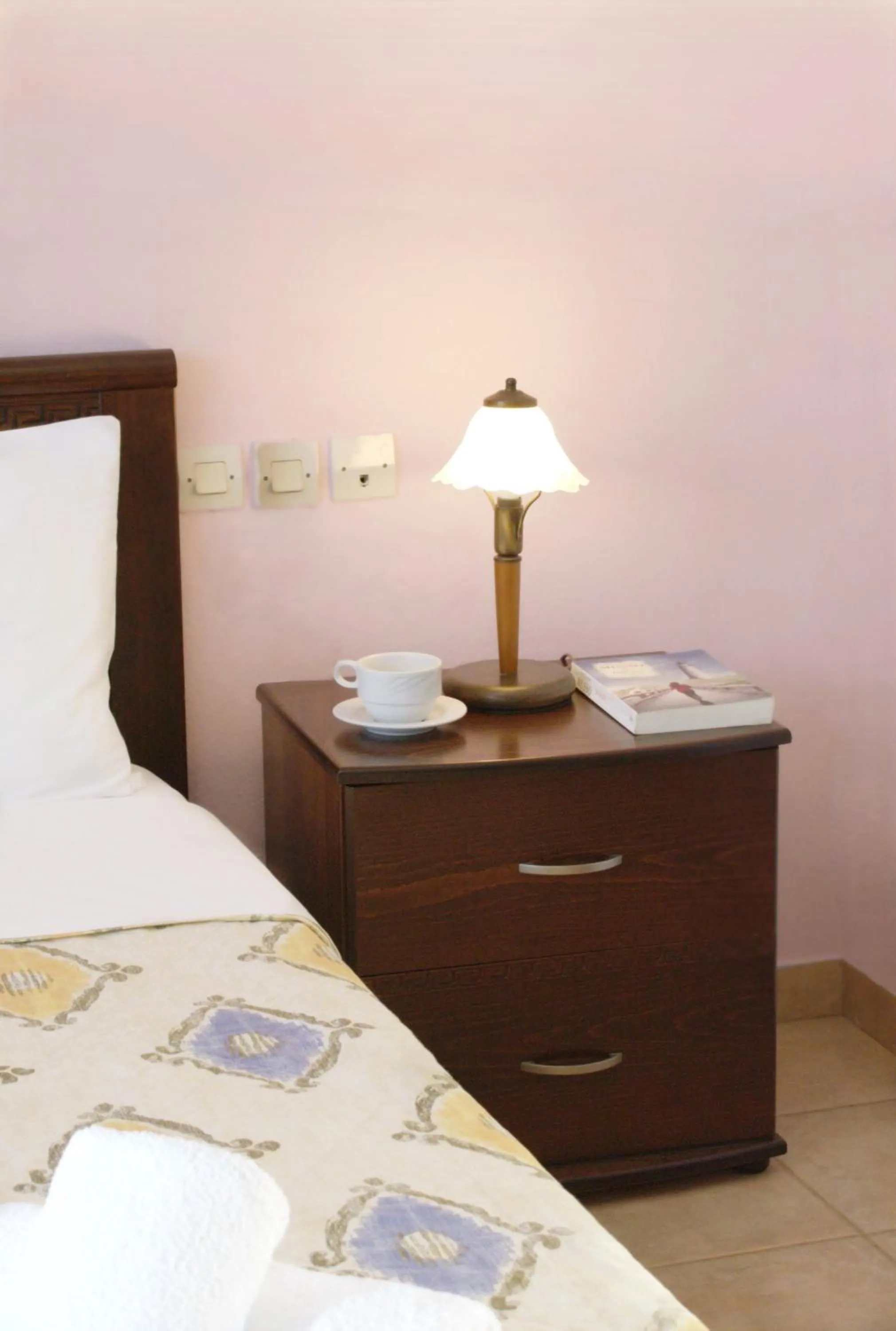 Bed in Palirria Hotel & Studios