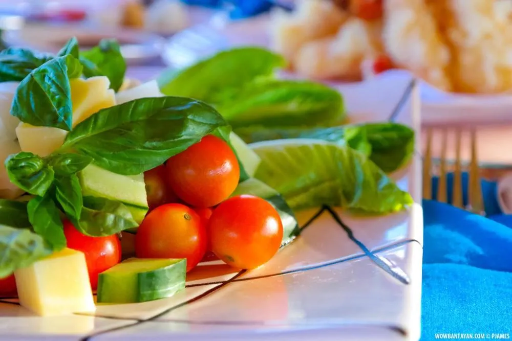 Food in Marlins Beach Resort