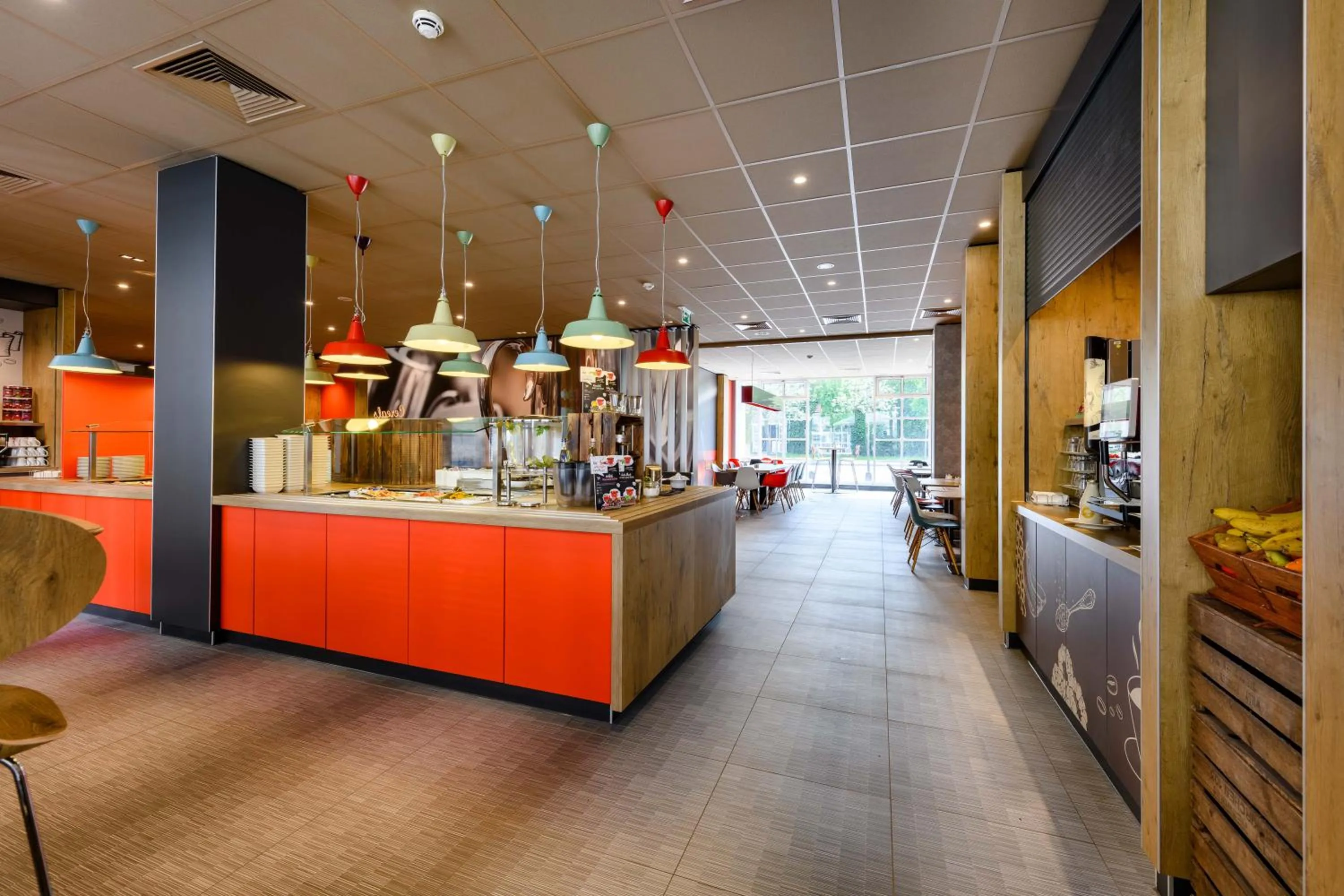 Restaurant/places to eat in ibis Mainz City