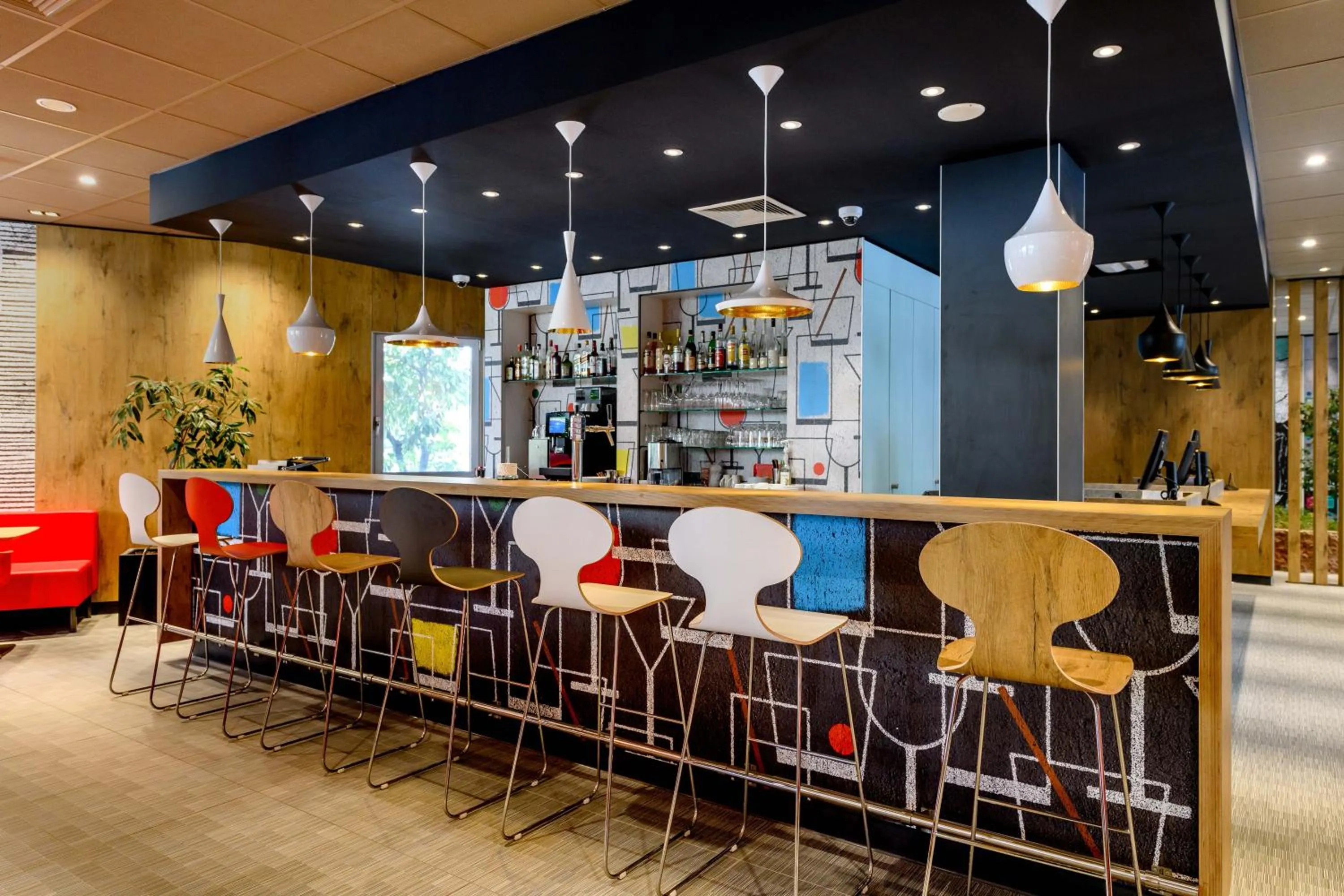 Lounge or bar in ibis Mainz City