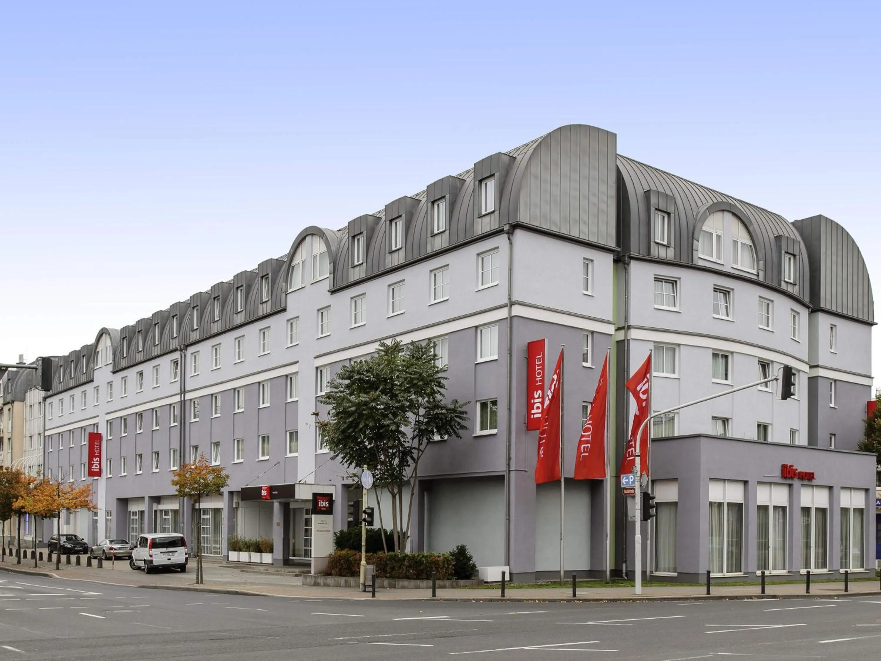 Property building in ibis Mainz City
