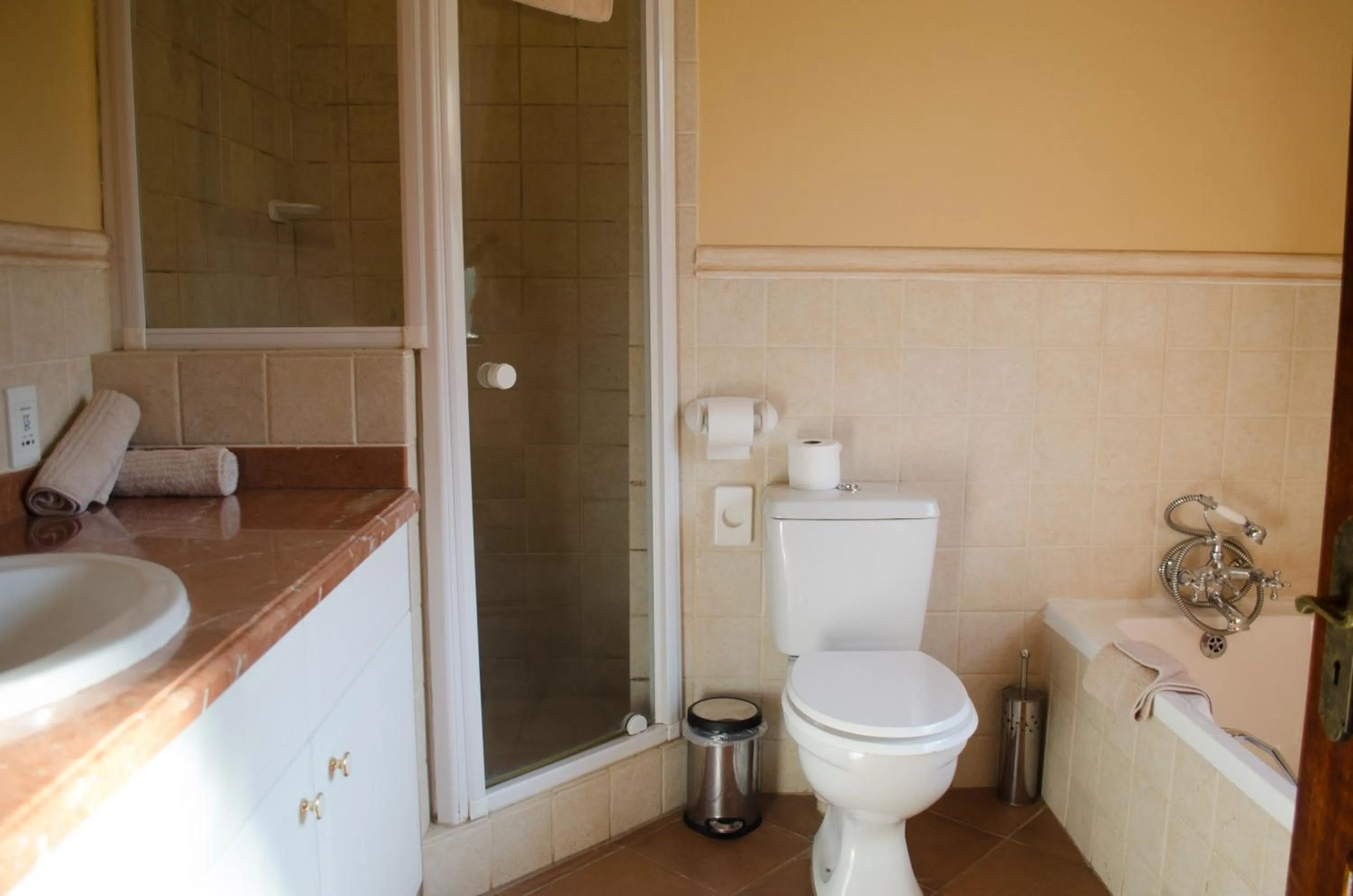 Bathroom in Gooderson Kloppenheim Country Estate