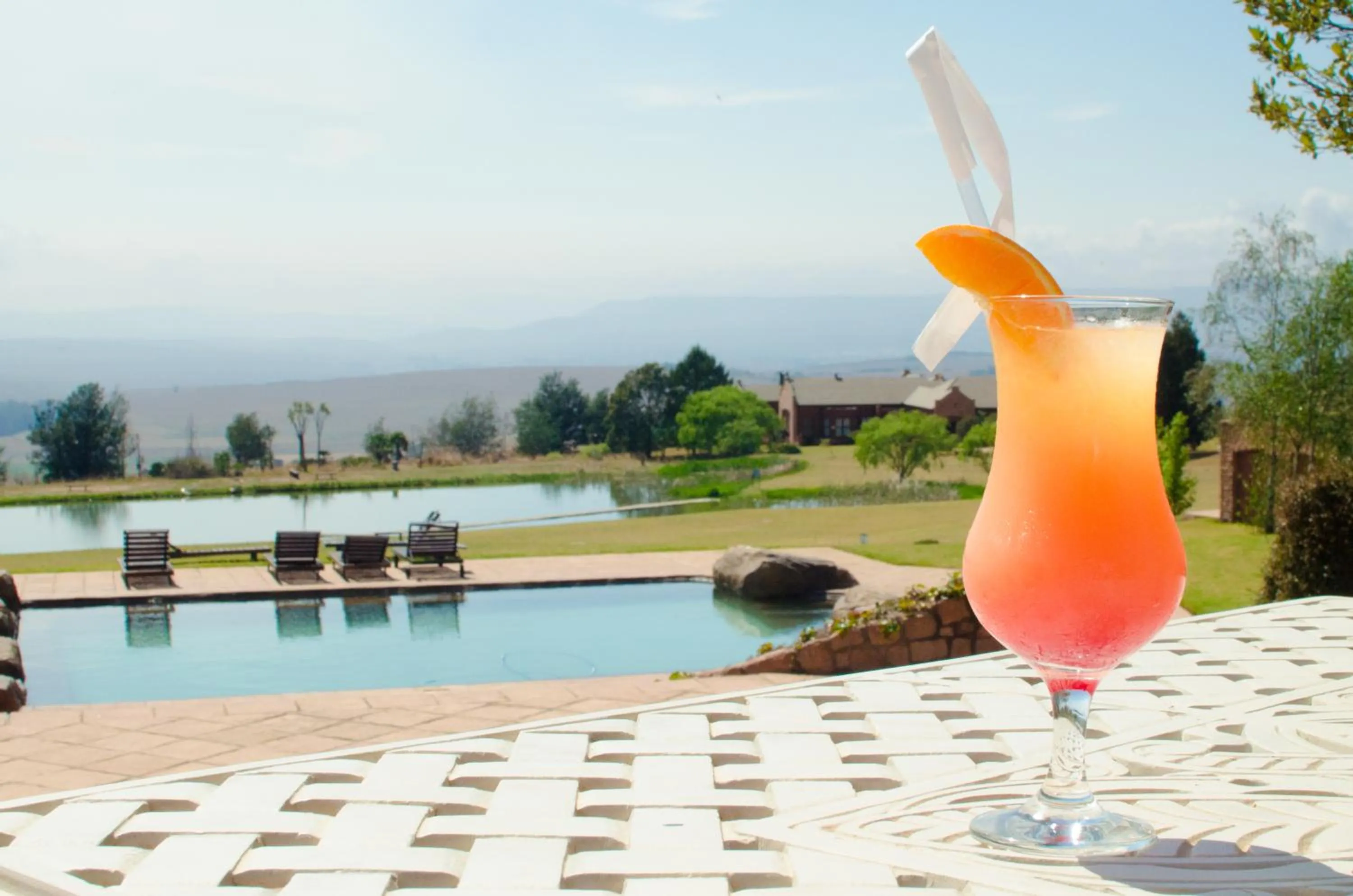 Alcoholic drinks in Gooderson Kloppenheim Country Estate