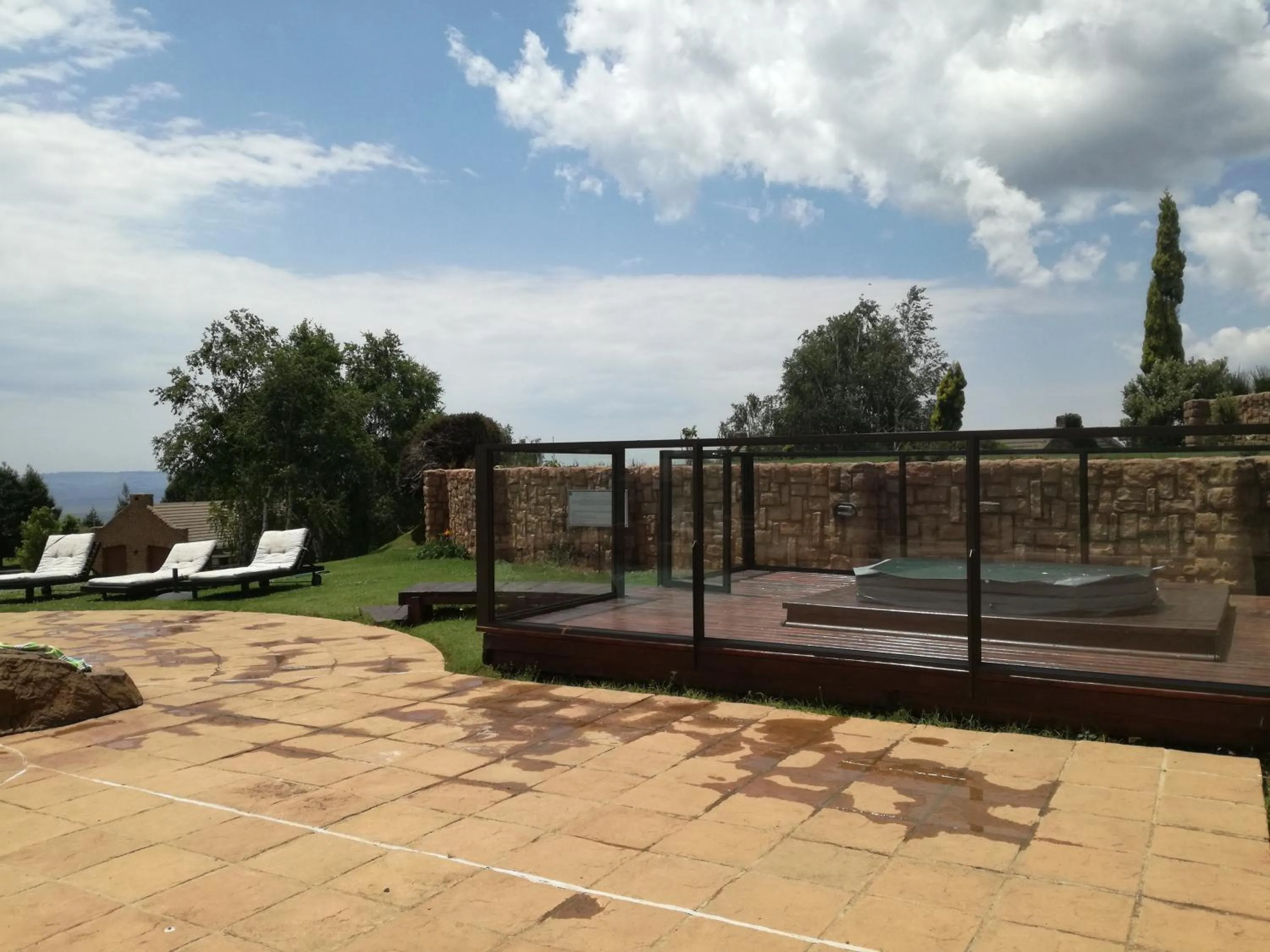 Hot Tub in Gooderson Kloppenheim Country Estate