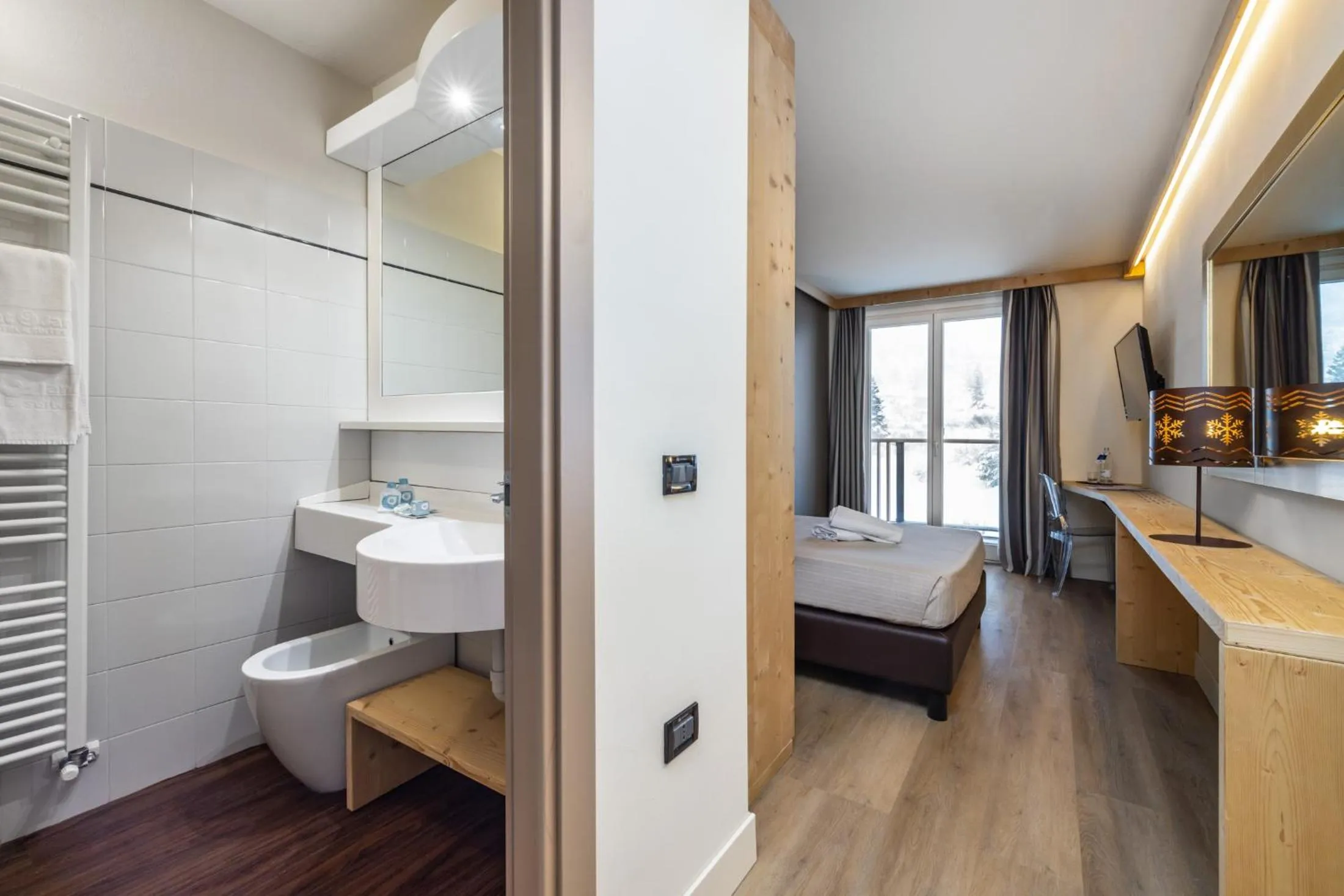 Bedroom, Bed in Hotel Piandineve