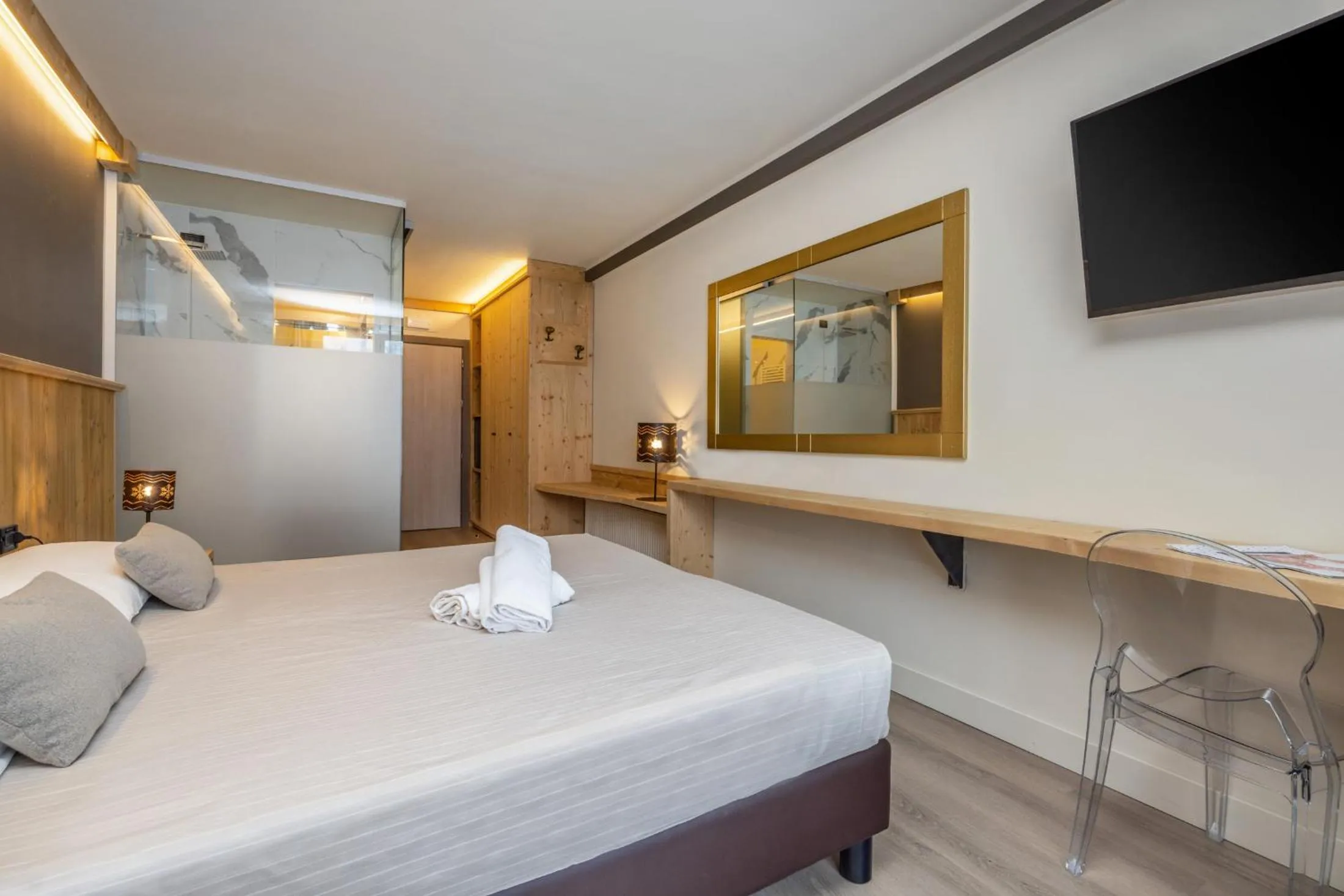 Bedroom, Bed in Hotel Piandineve