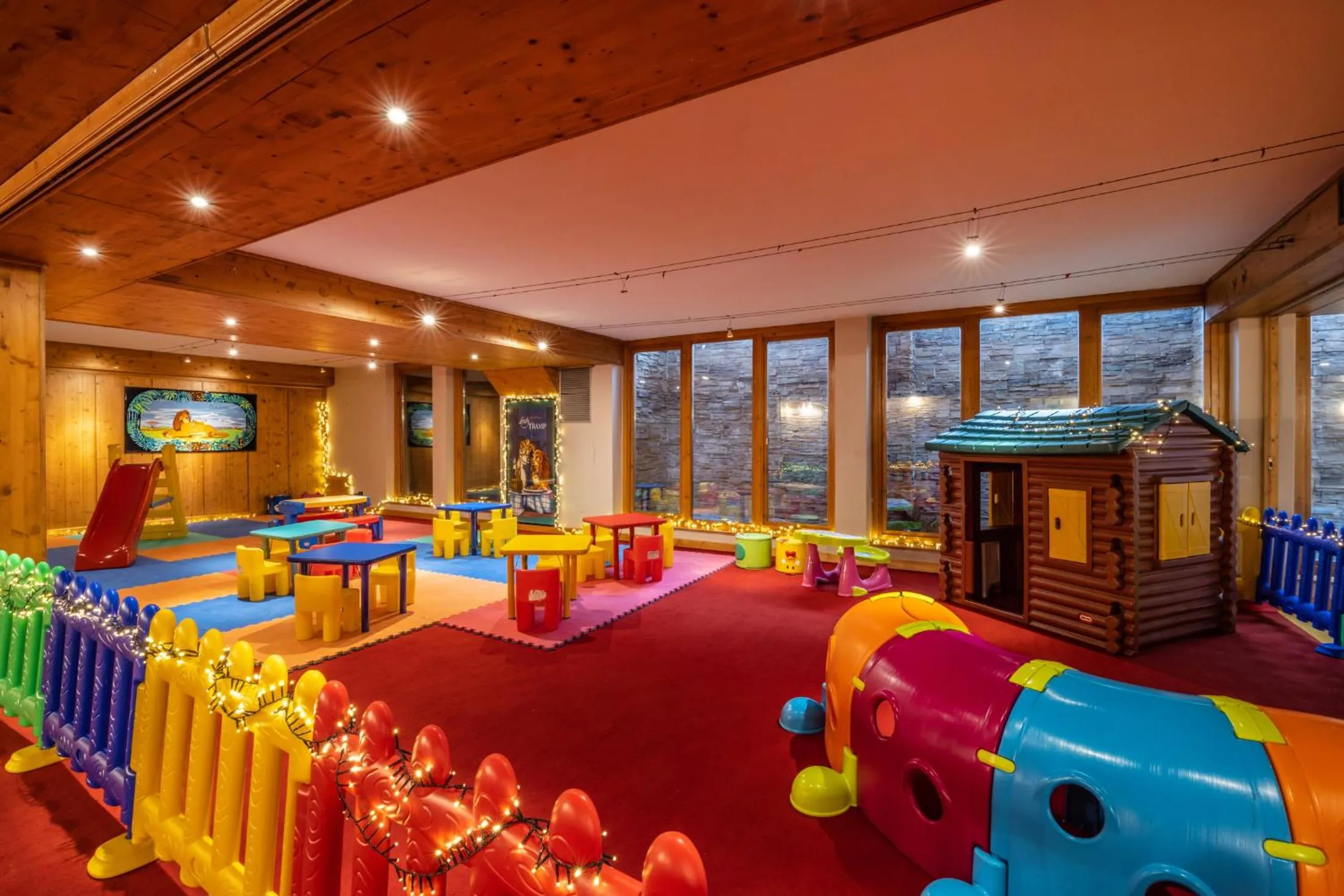 Kids's club in Hotel Piandineve