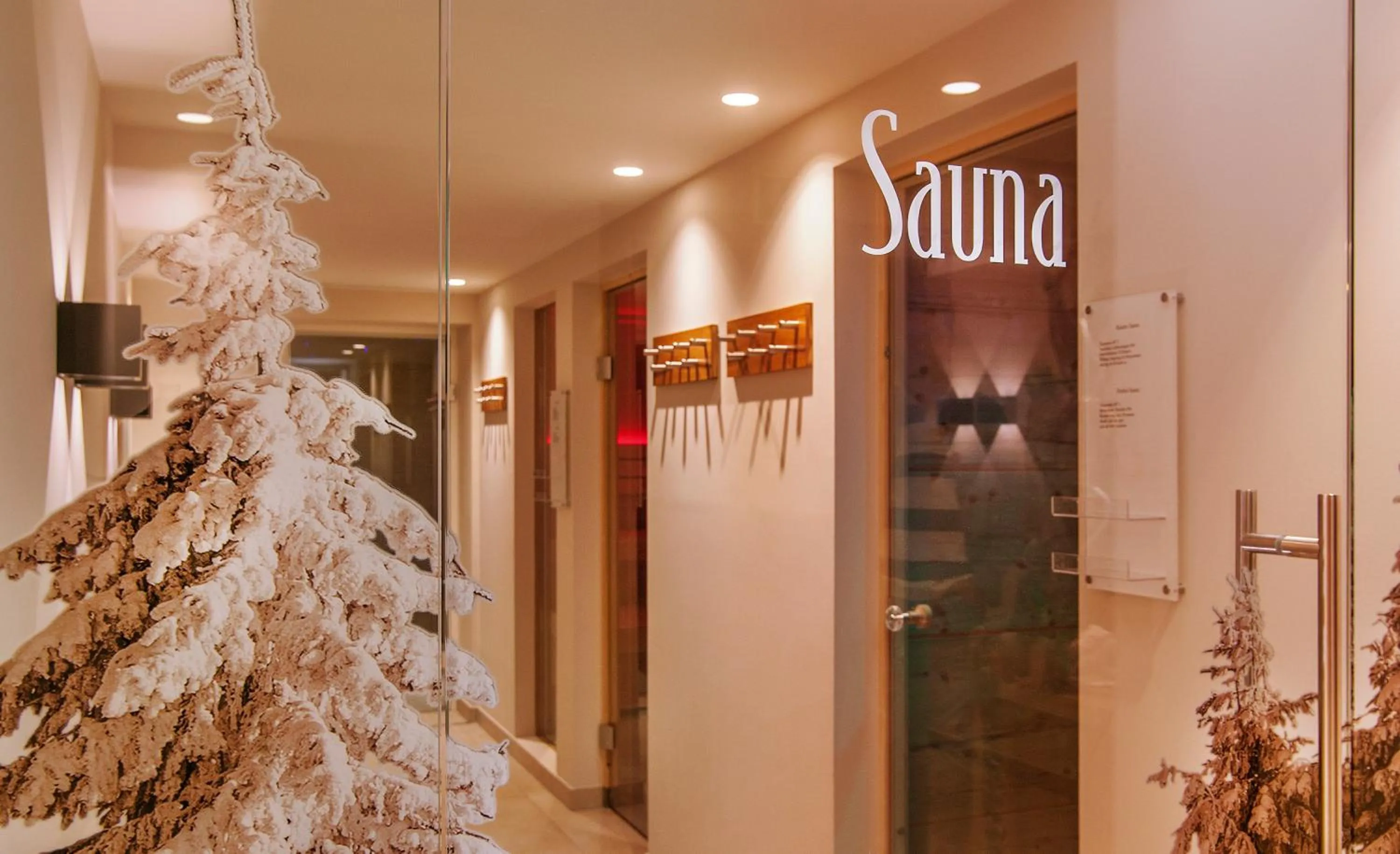 Spa and wellness centre/facilities in Hotel Garni Chasa Sulai