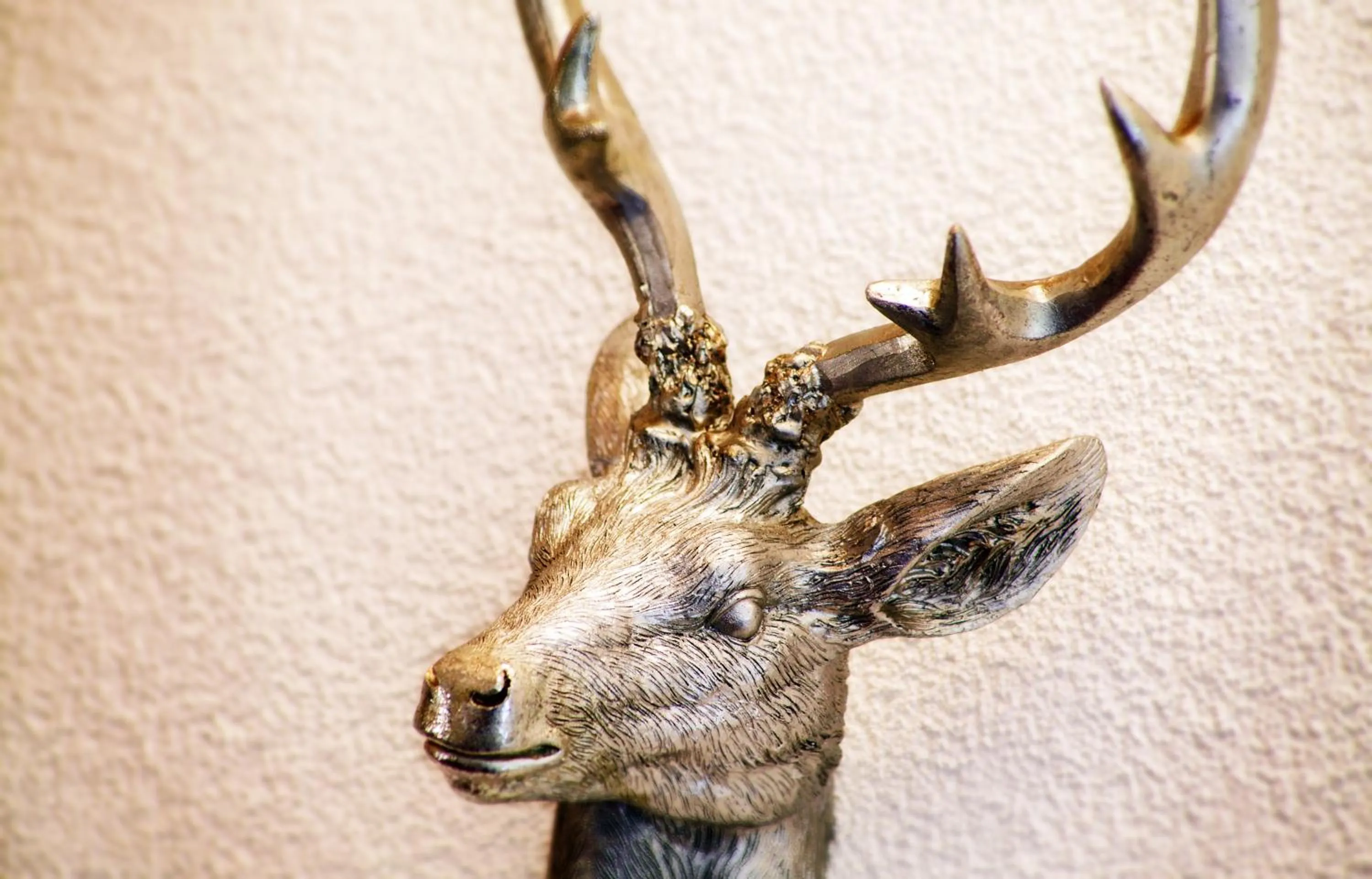 Decorative detail in Hotel Garni Chasa Sulai