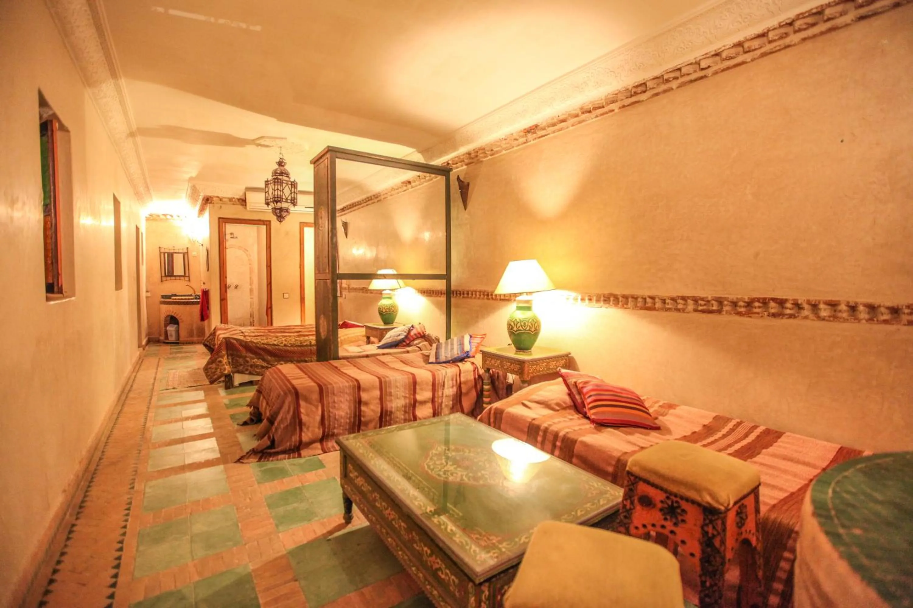 cot in Riad Puchka