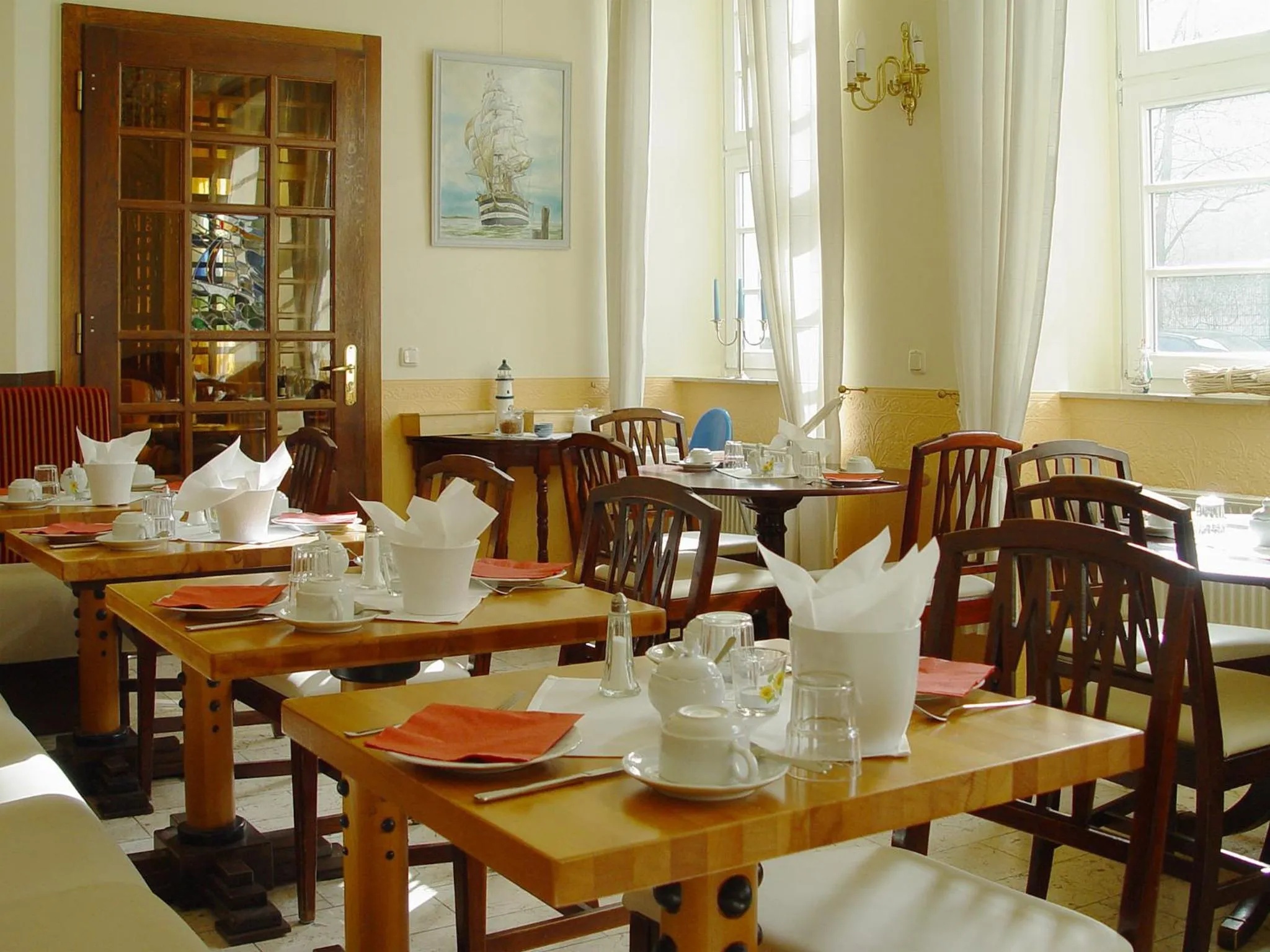 Restaurant/places to eat in Hotel Altes Hafenhaus