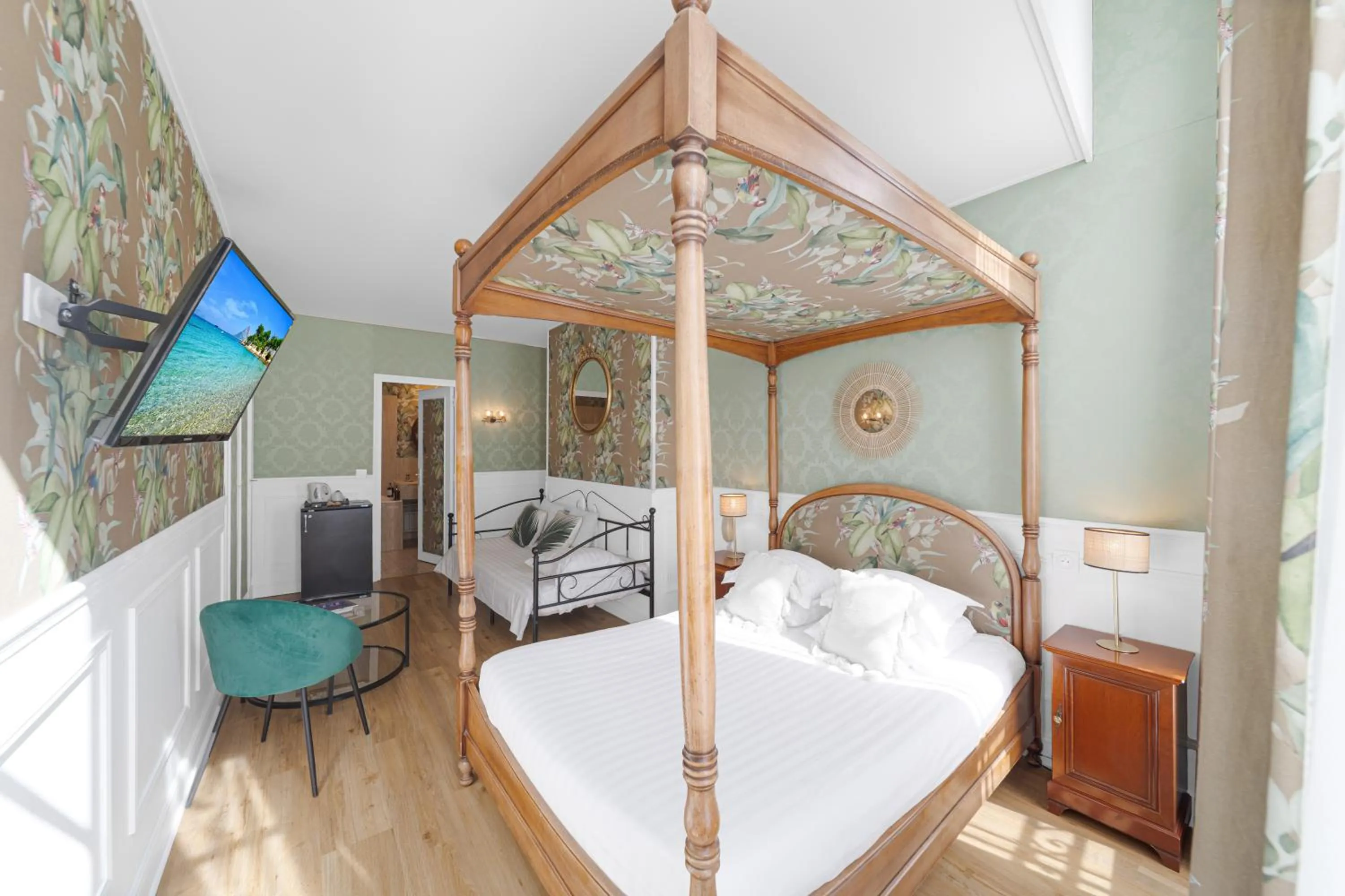 Bedroom, Bed in Hotel de la Bretonnerie