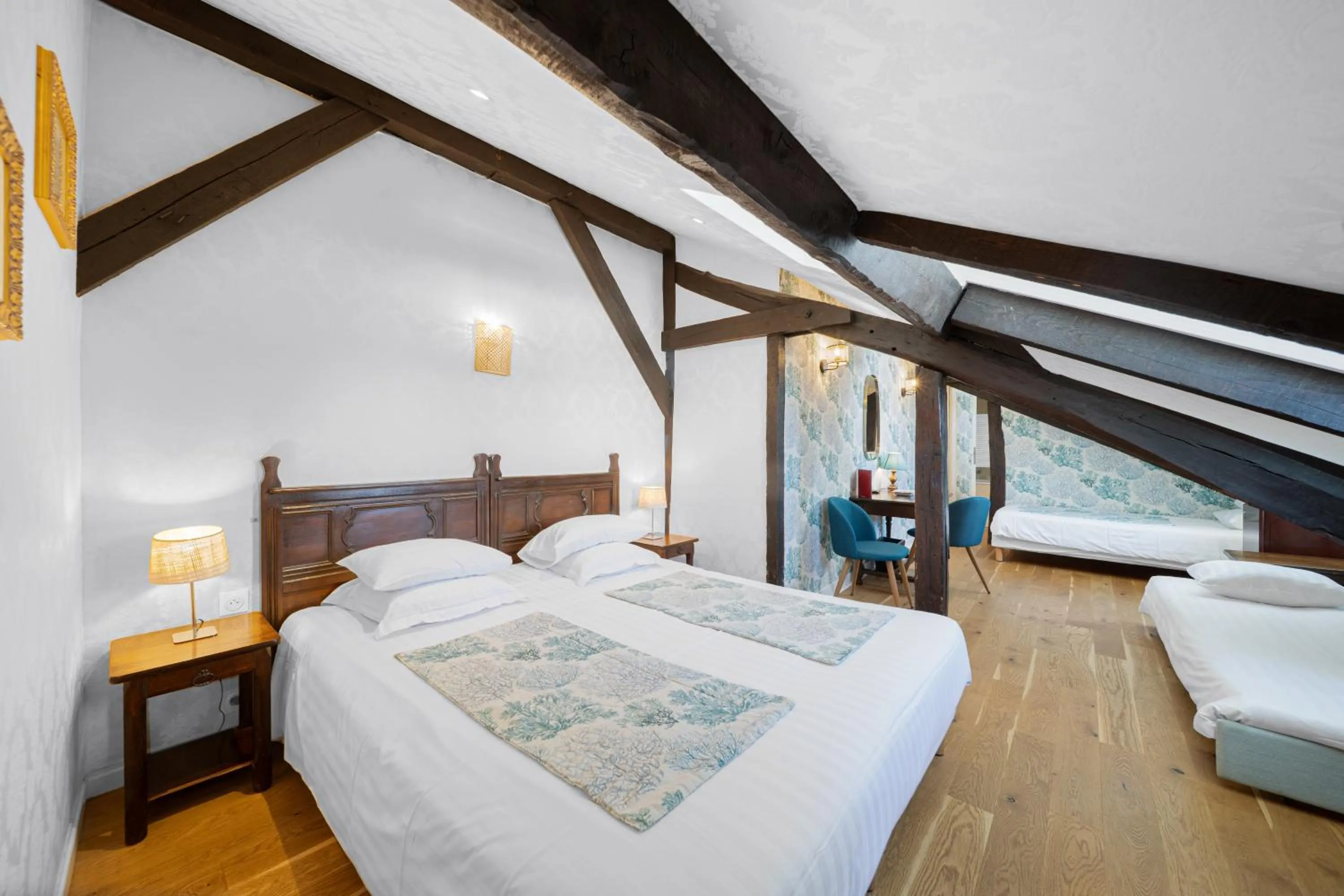 Bedroom, Bed in Hotel de la Bretonnerie