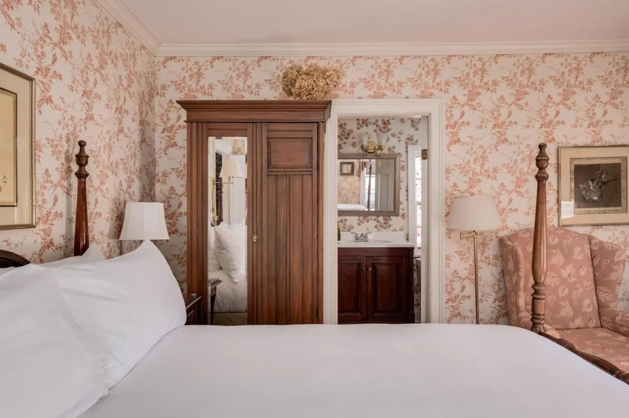 Bed in Martin Hill Inn