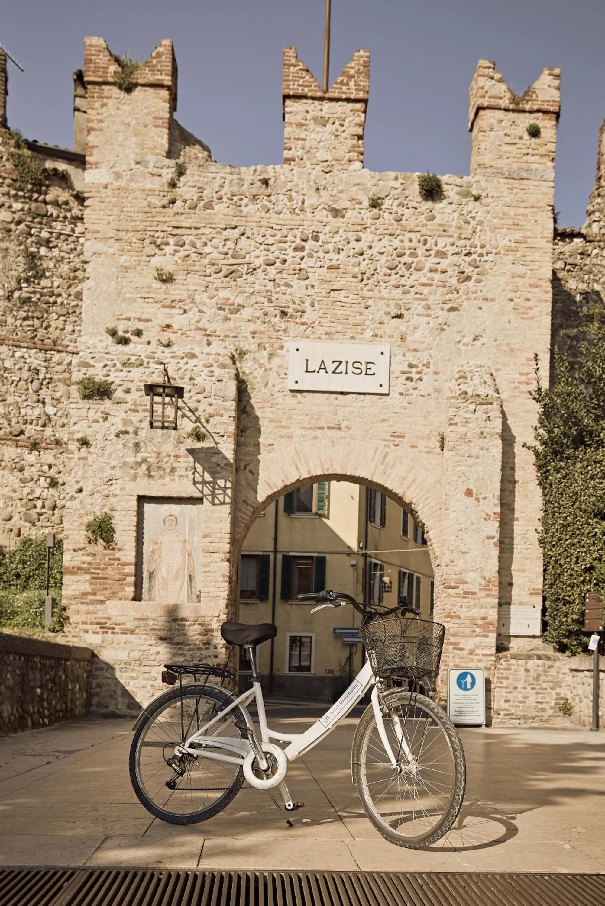 Cycling in Hotel Le Mura