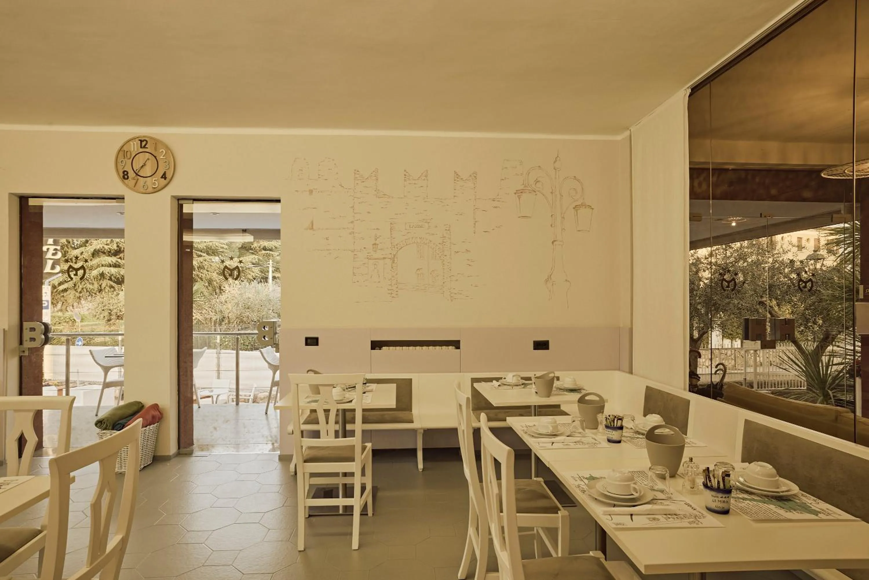 Breakfast in Hotel Le Mura