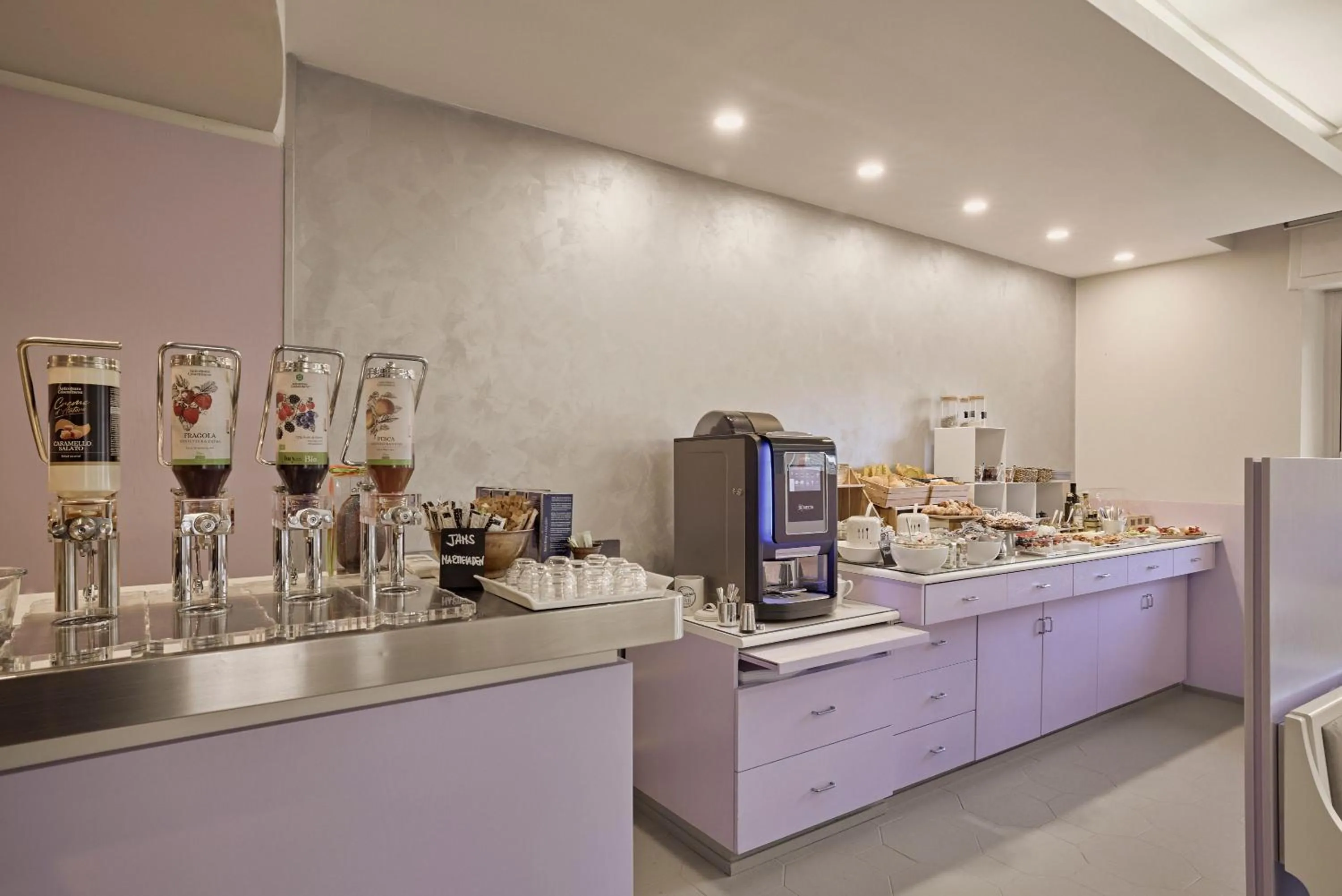 Breakfast in Hotel Le Mura