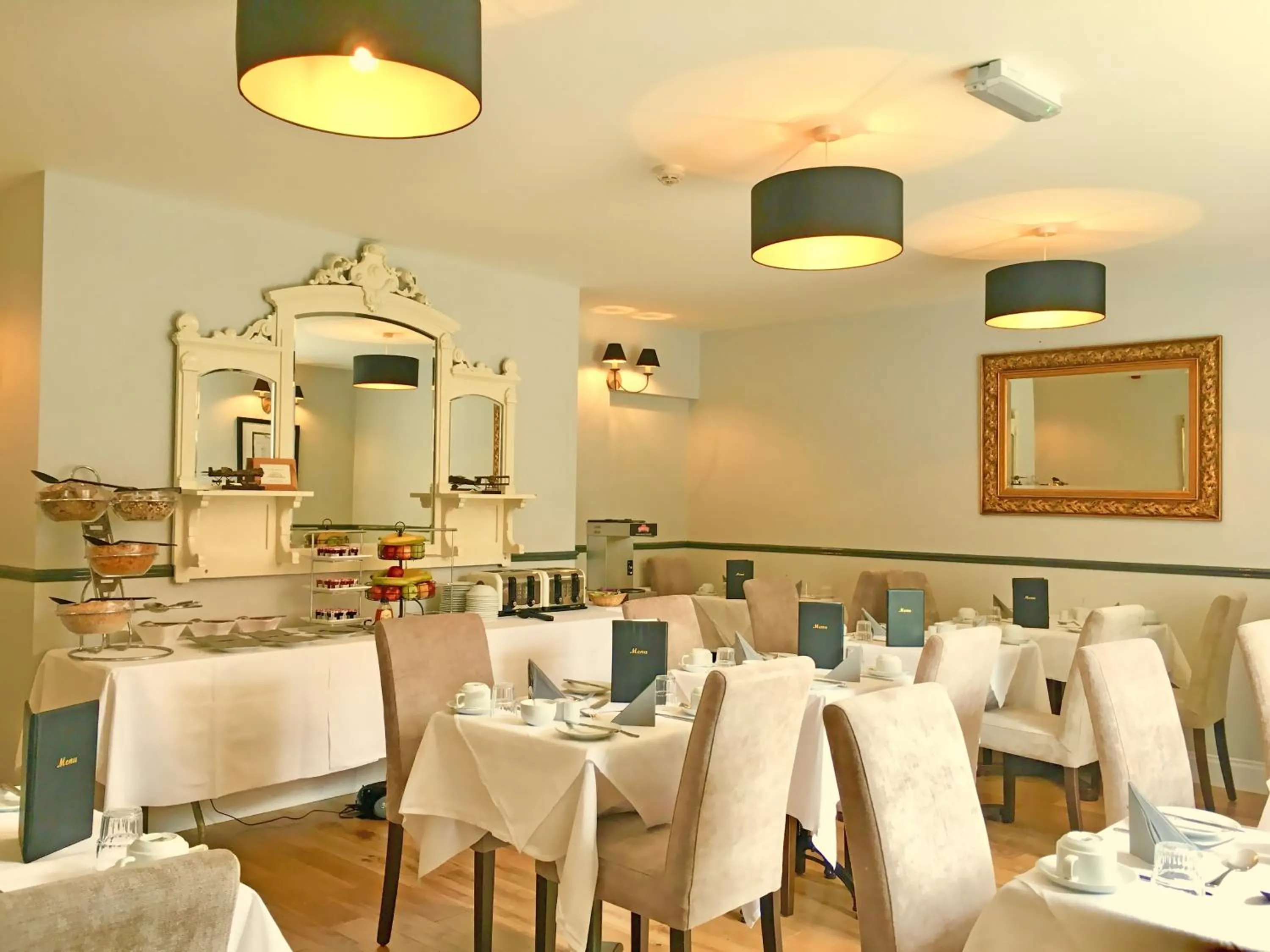 Breakfast in Morehampton Townhouse