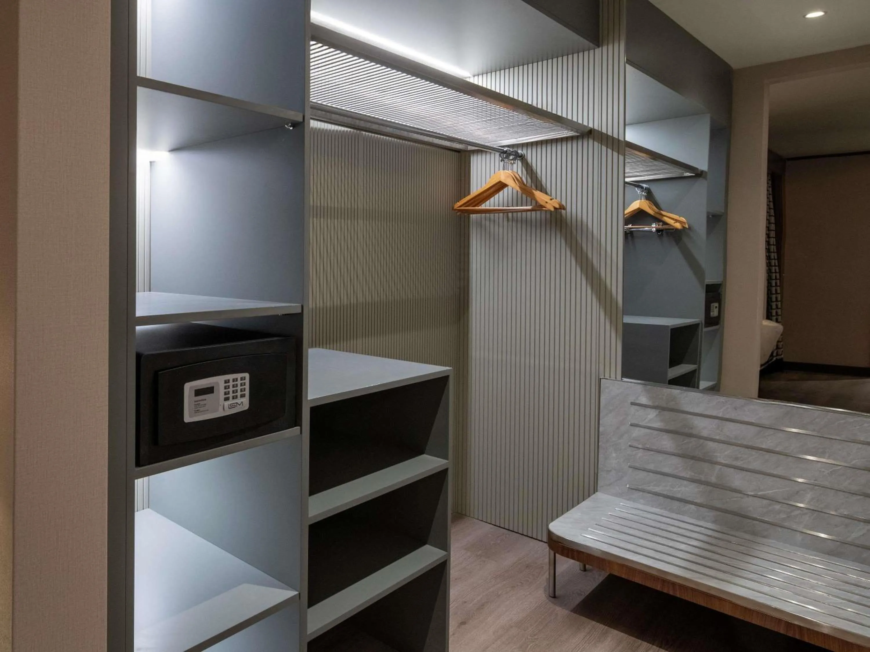 Bedroom, Bed in Mercure Istanbul Altunizade