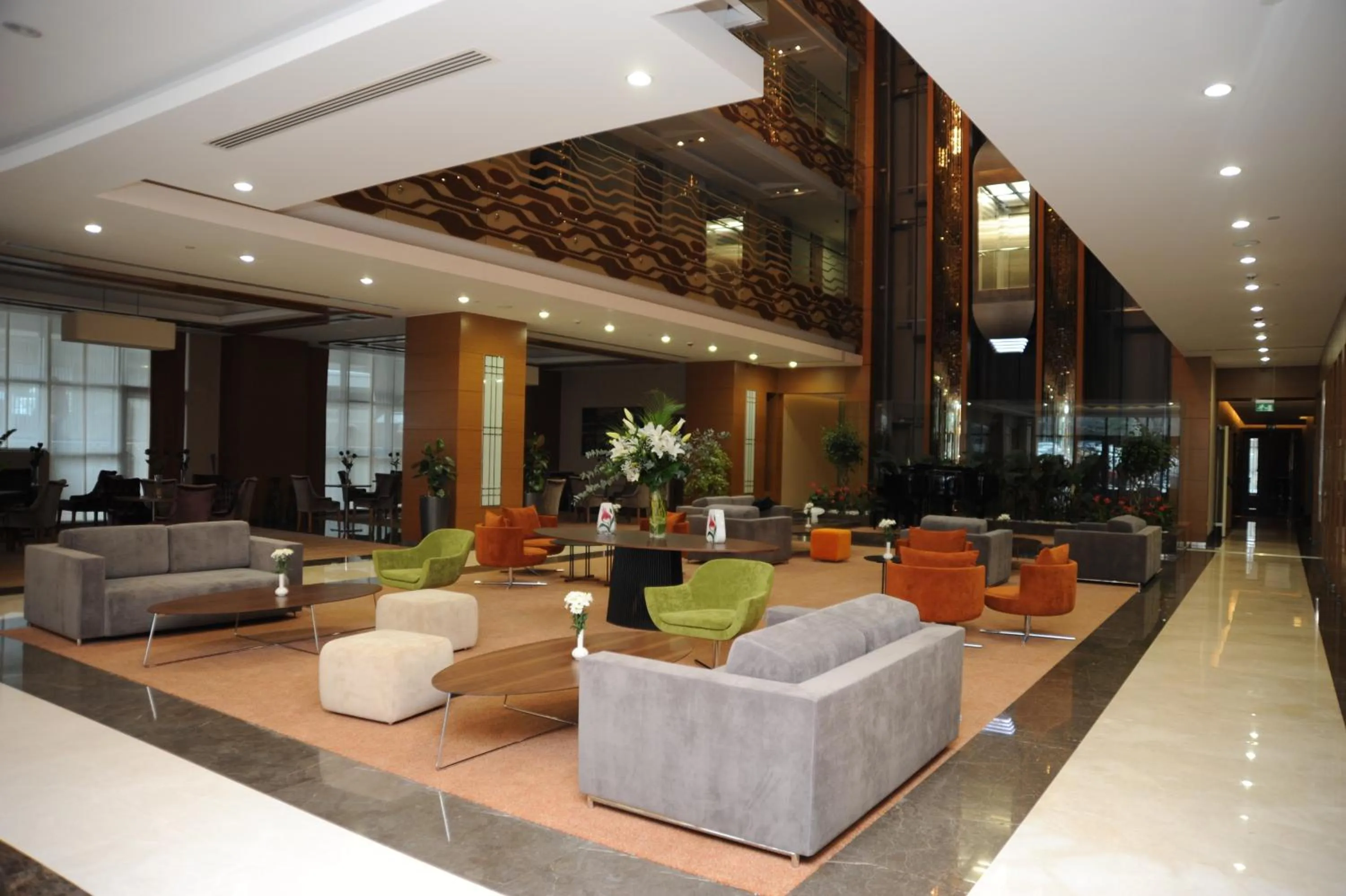 Lobby or reception in Mercure Istanbul Altunizade