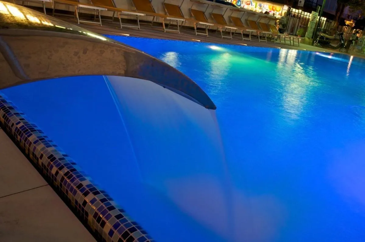 Swimming pool in Hotel Lido