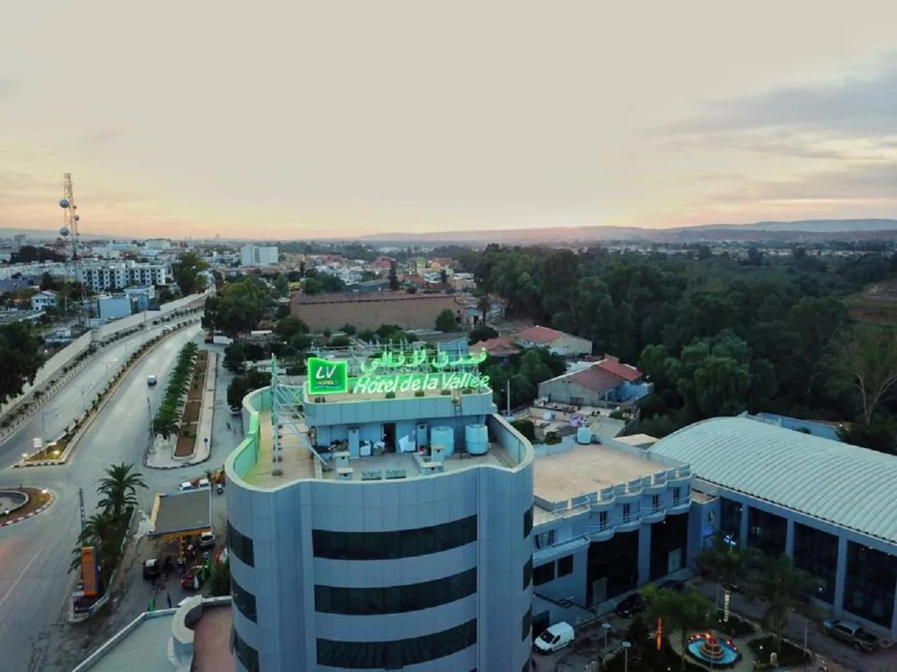 HOTEL DE LA VALLÉE