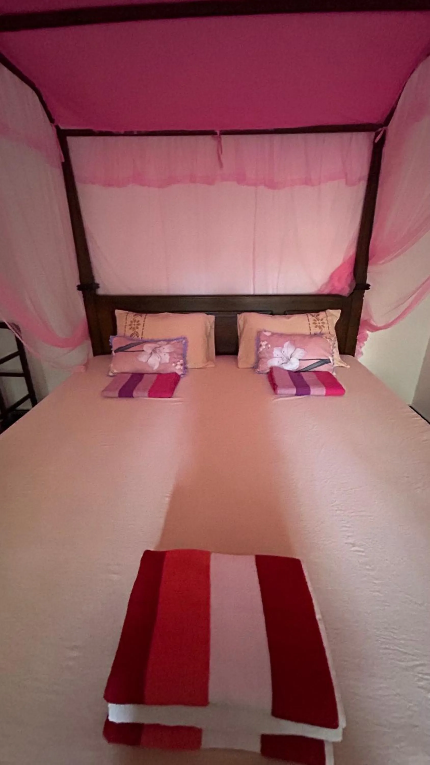 Bed in Silence Paradise