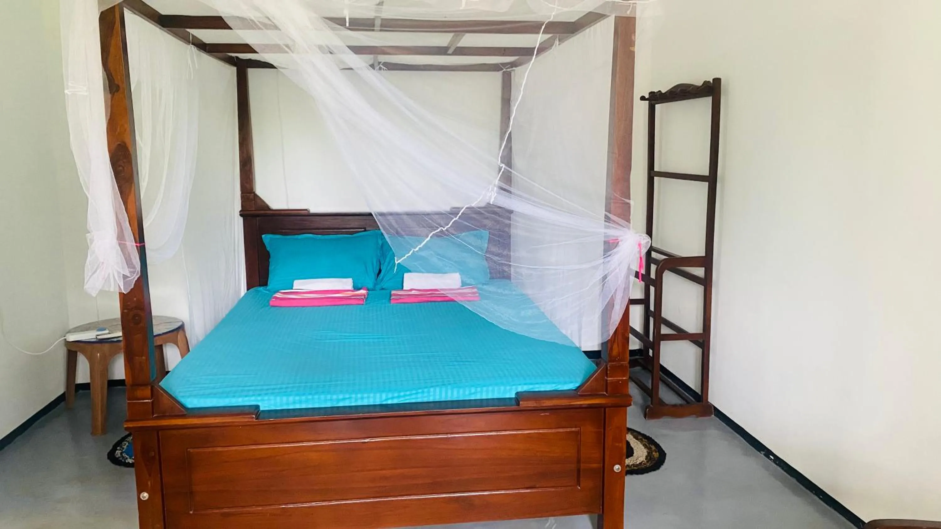 Bed in Silence Paradise