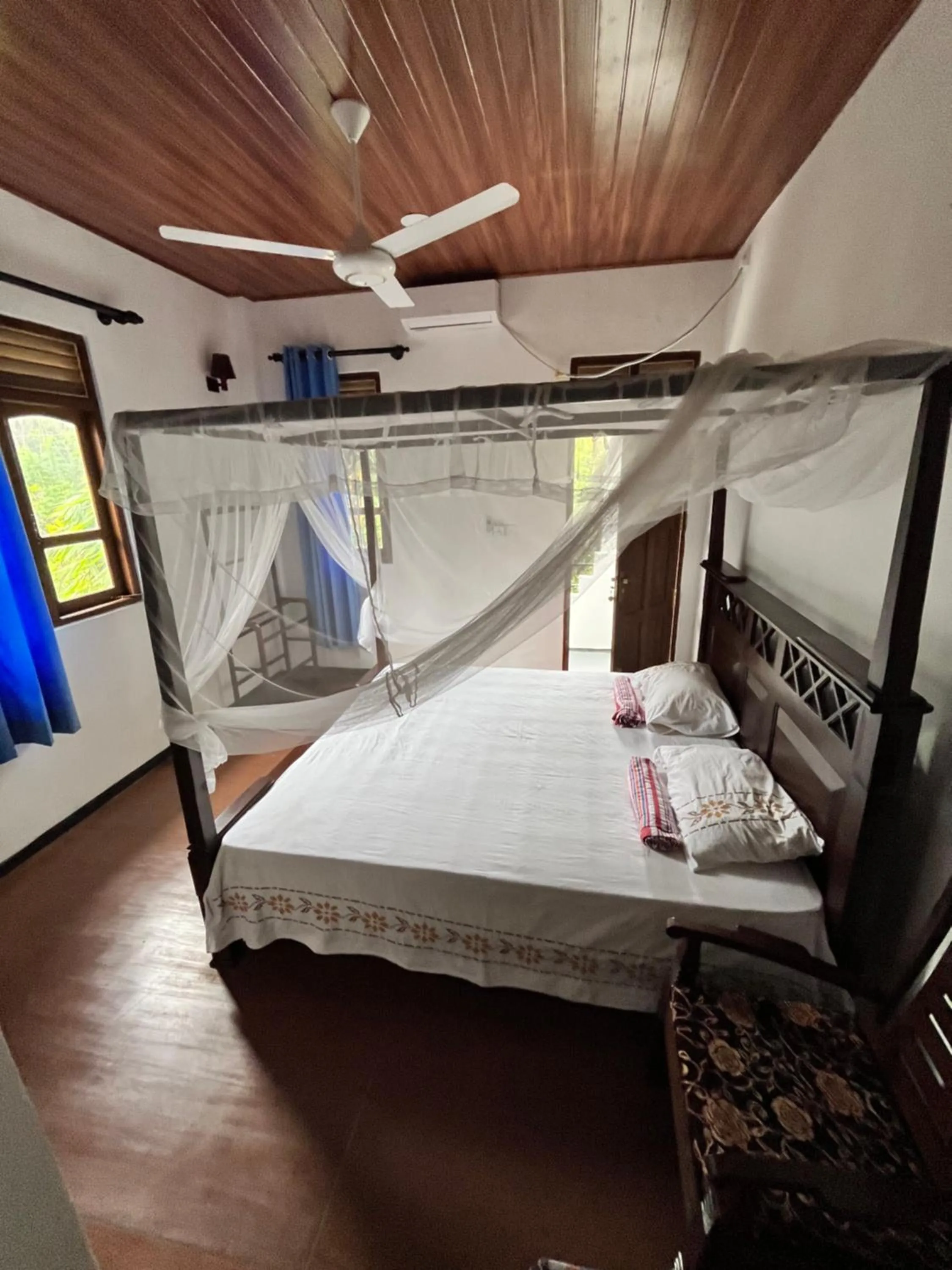 Bed in Silence Paradise